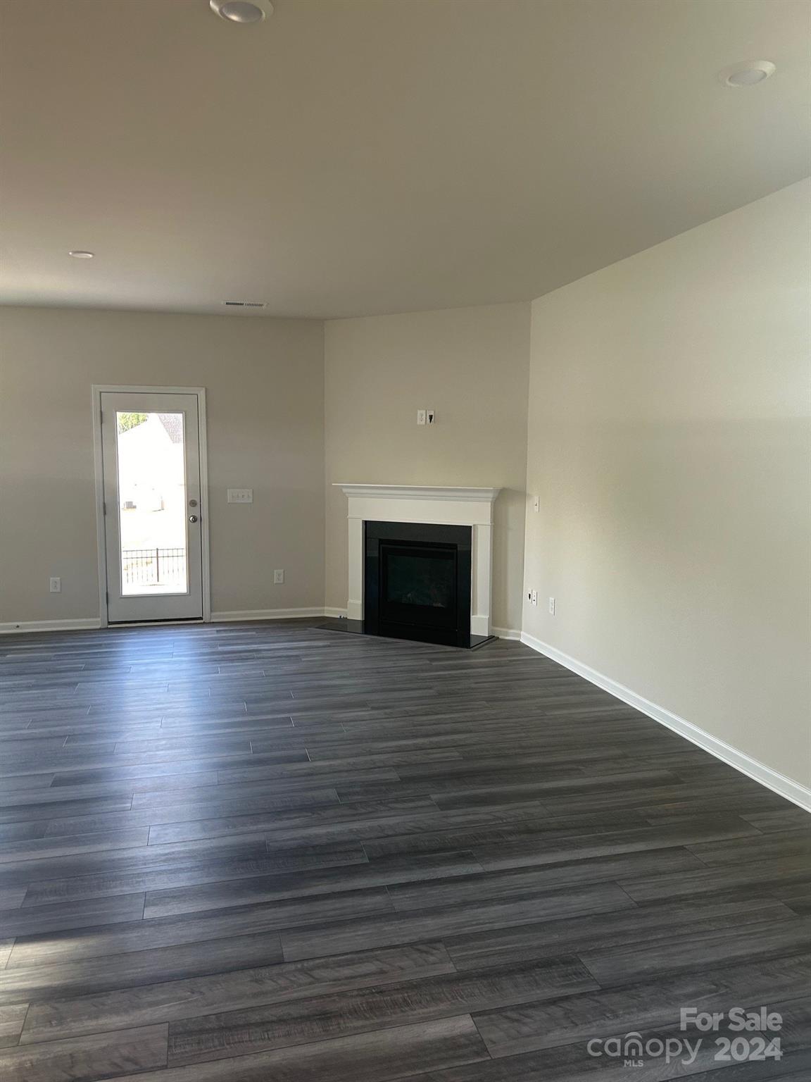 8040 Scarlet Maple Lane Unit: 2034