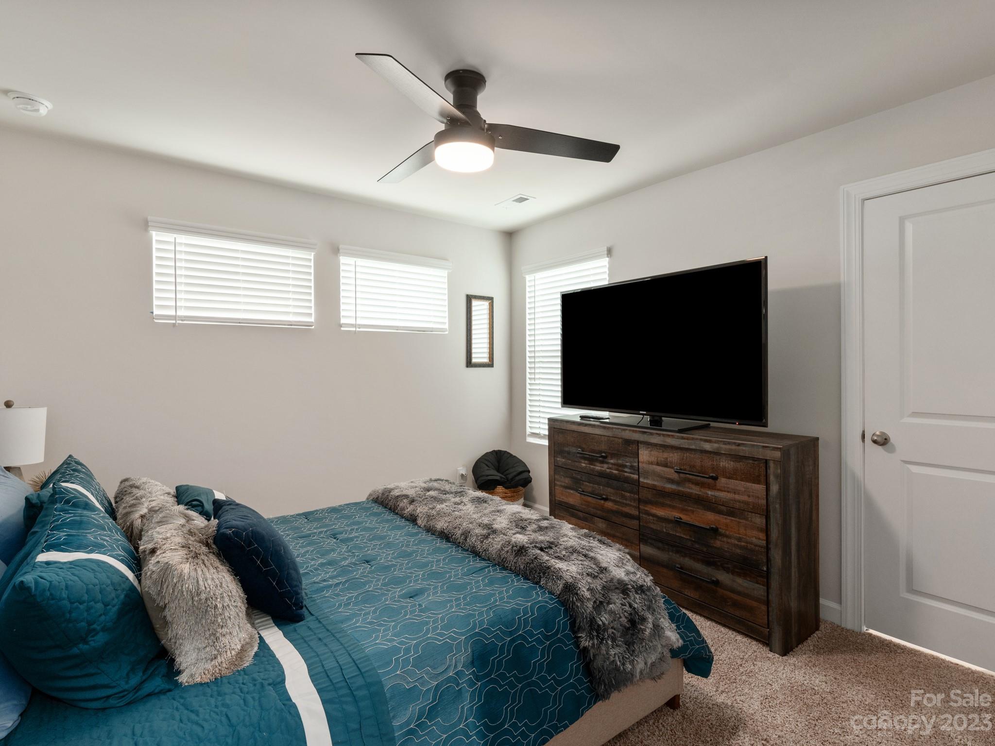 212 Ravensara Avenue