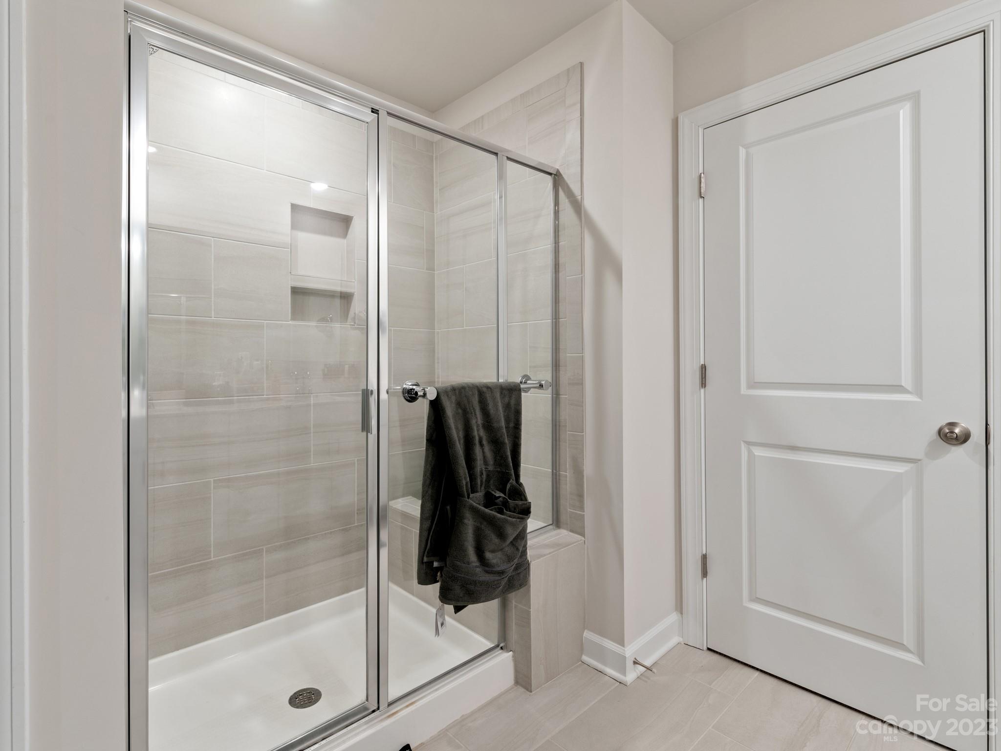 212 Ravensara Avenue