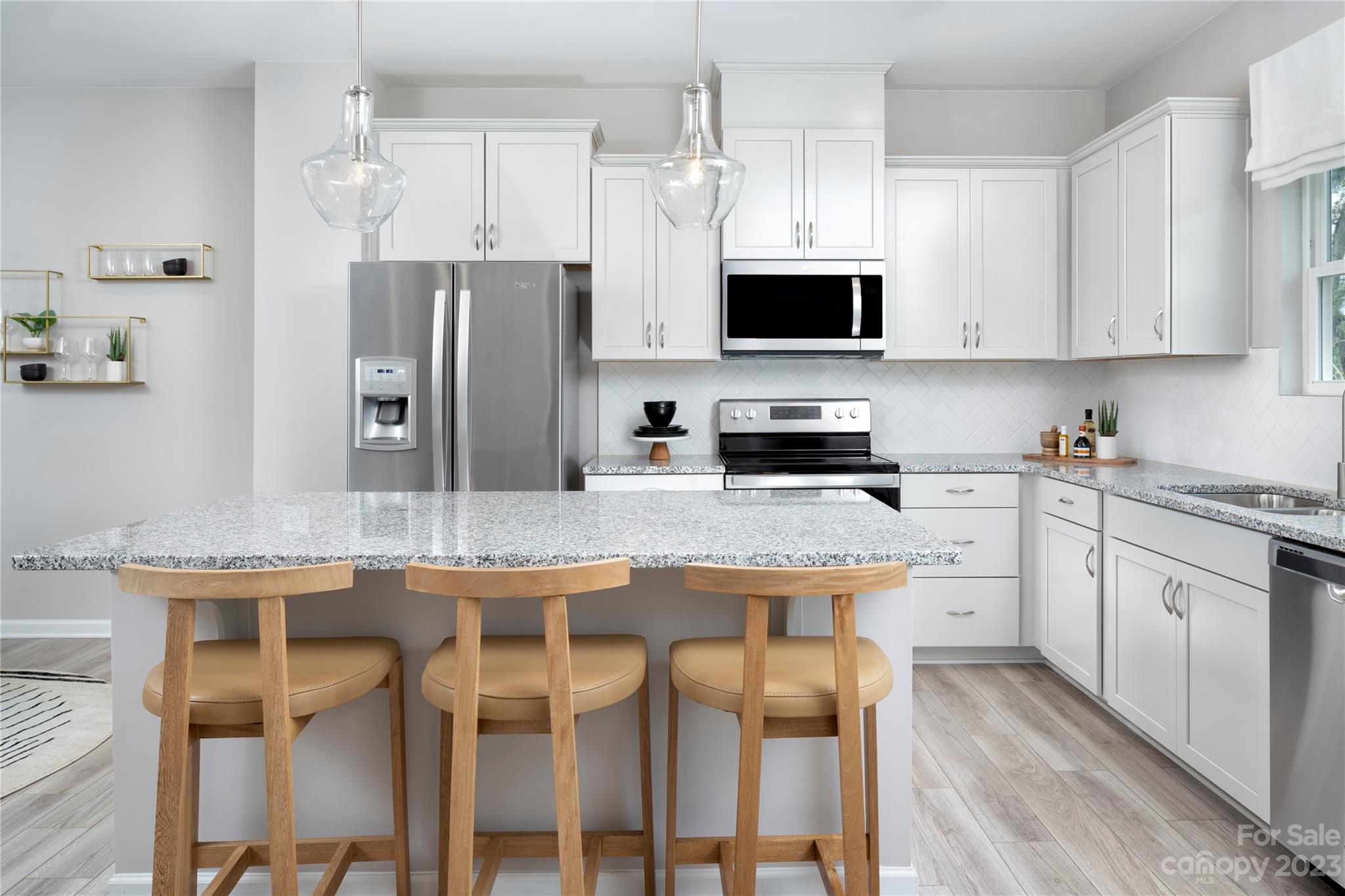 1232 Keydet Drive Unit: 32