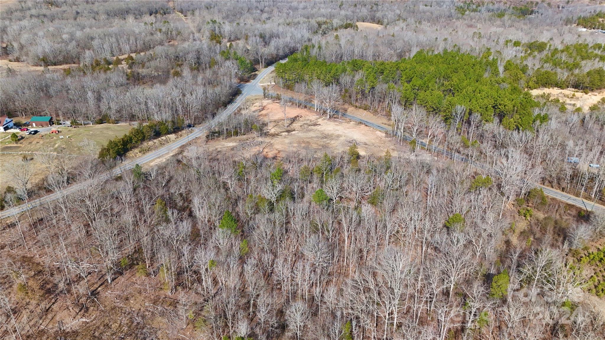 17 AC Locust Hill Road