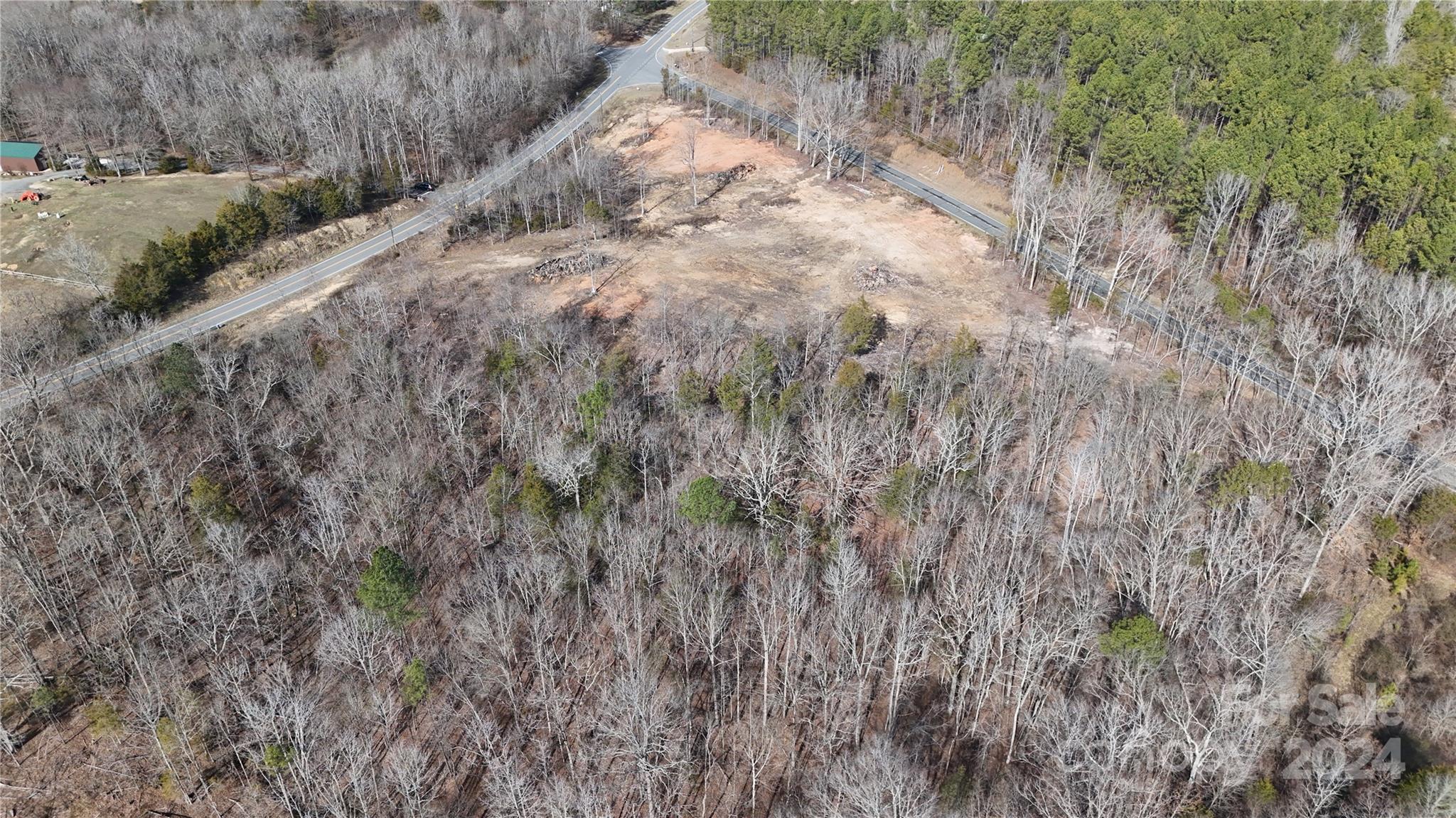 17 AC Locust Hill Road