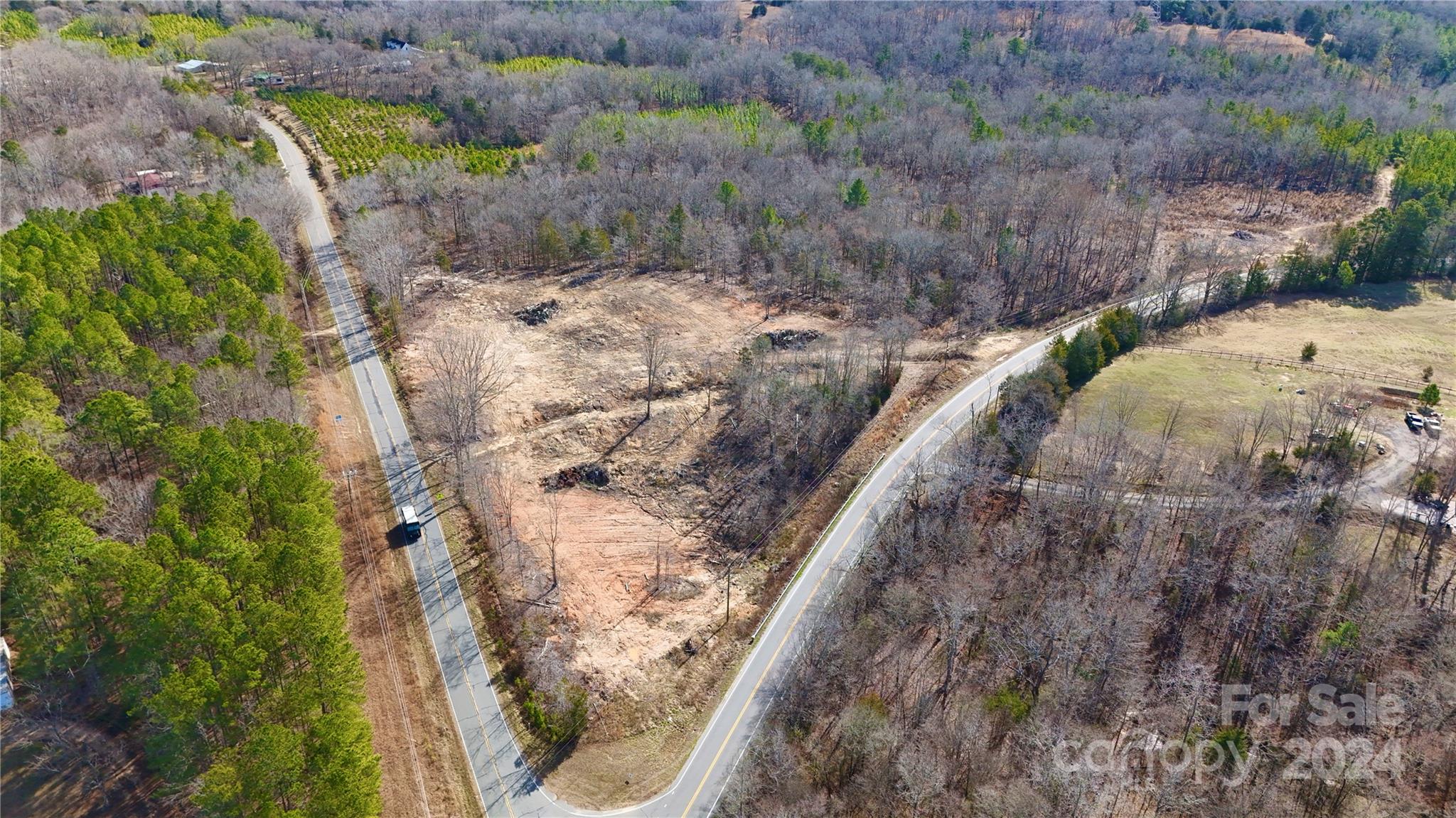 17 AC Locust Hill Road