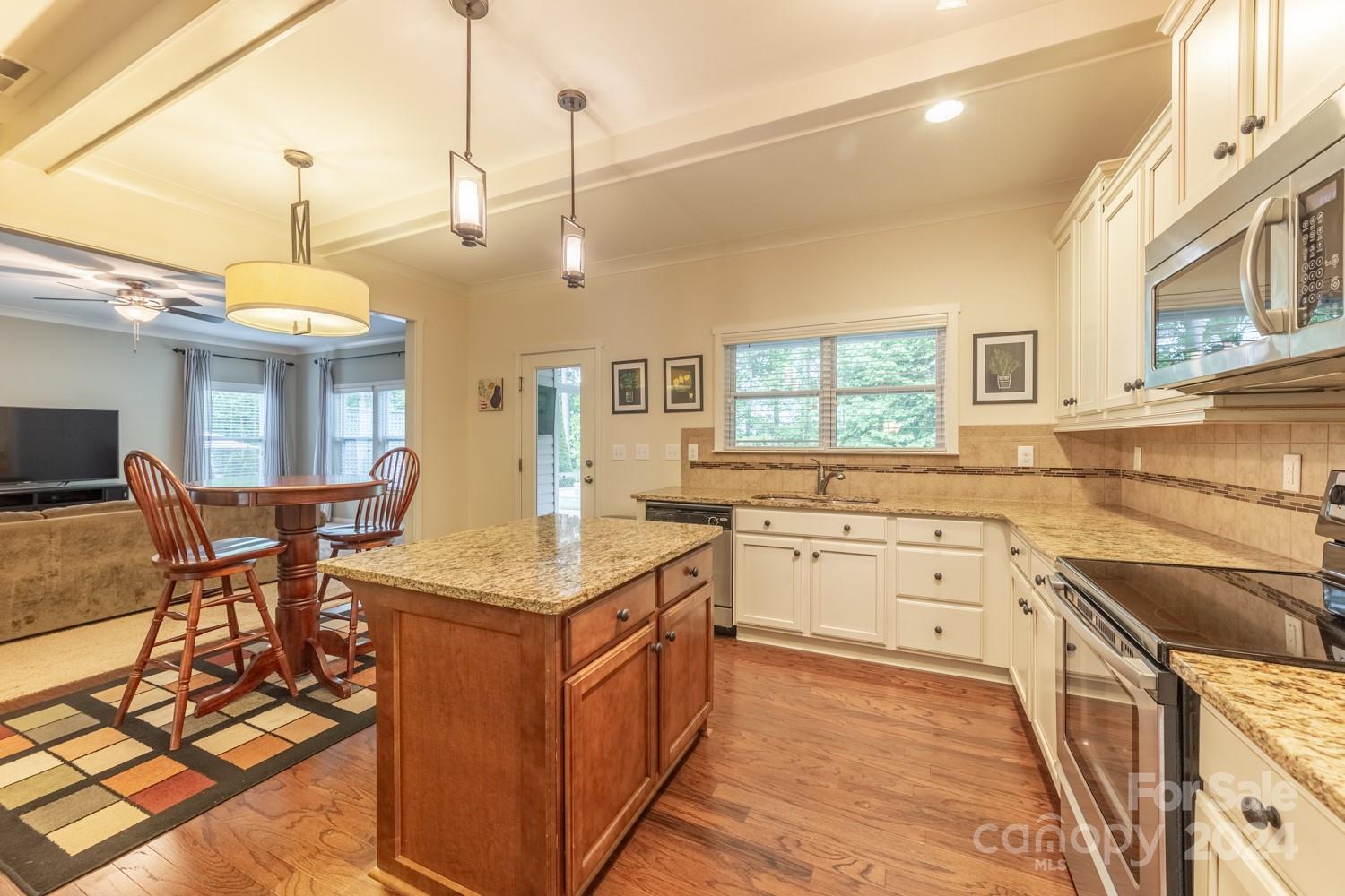 2228 Argentum Avenue