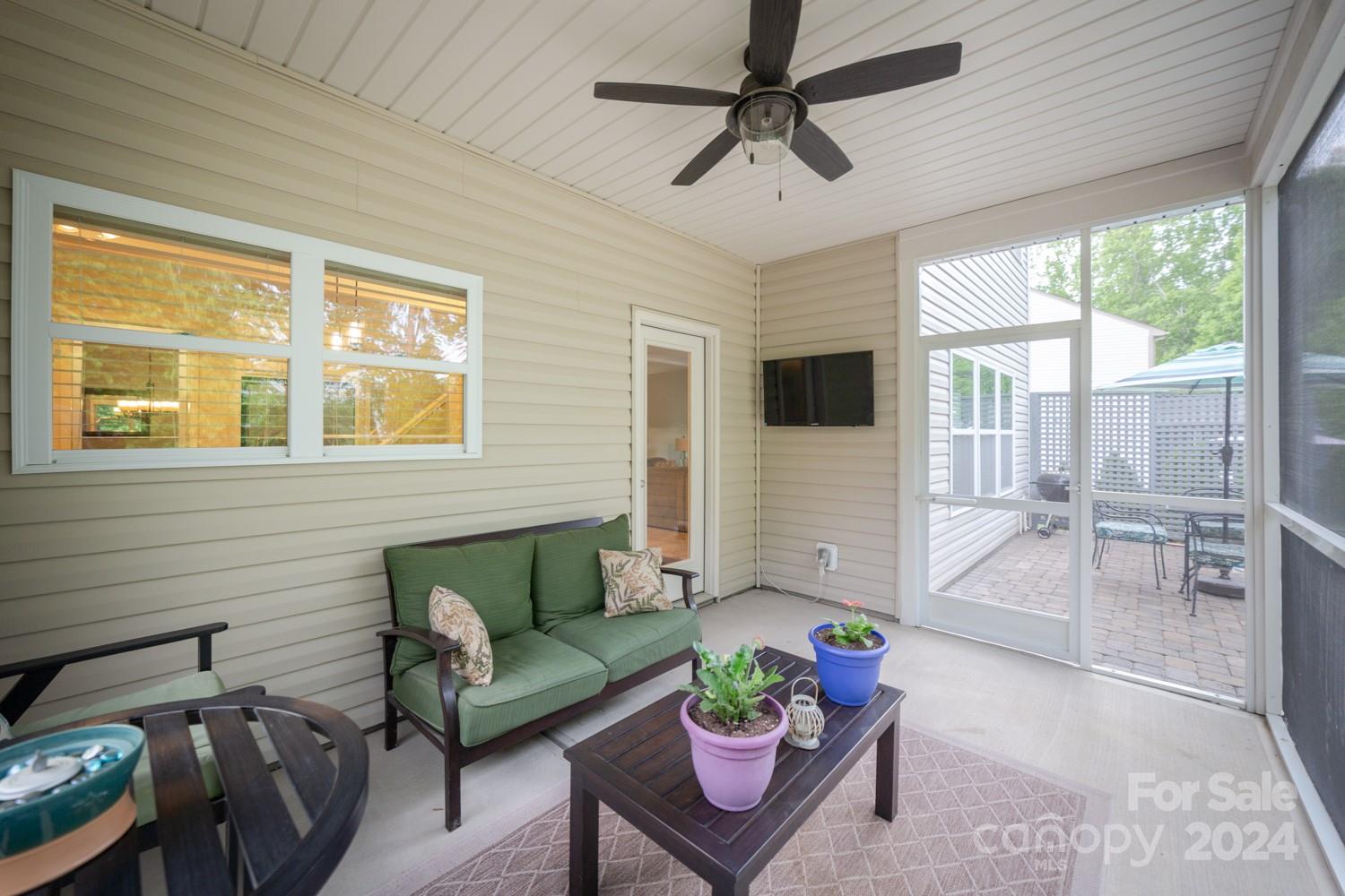 2228 Argentum Avenue