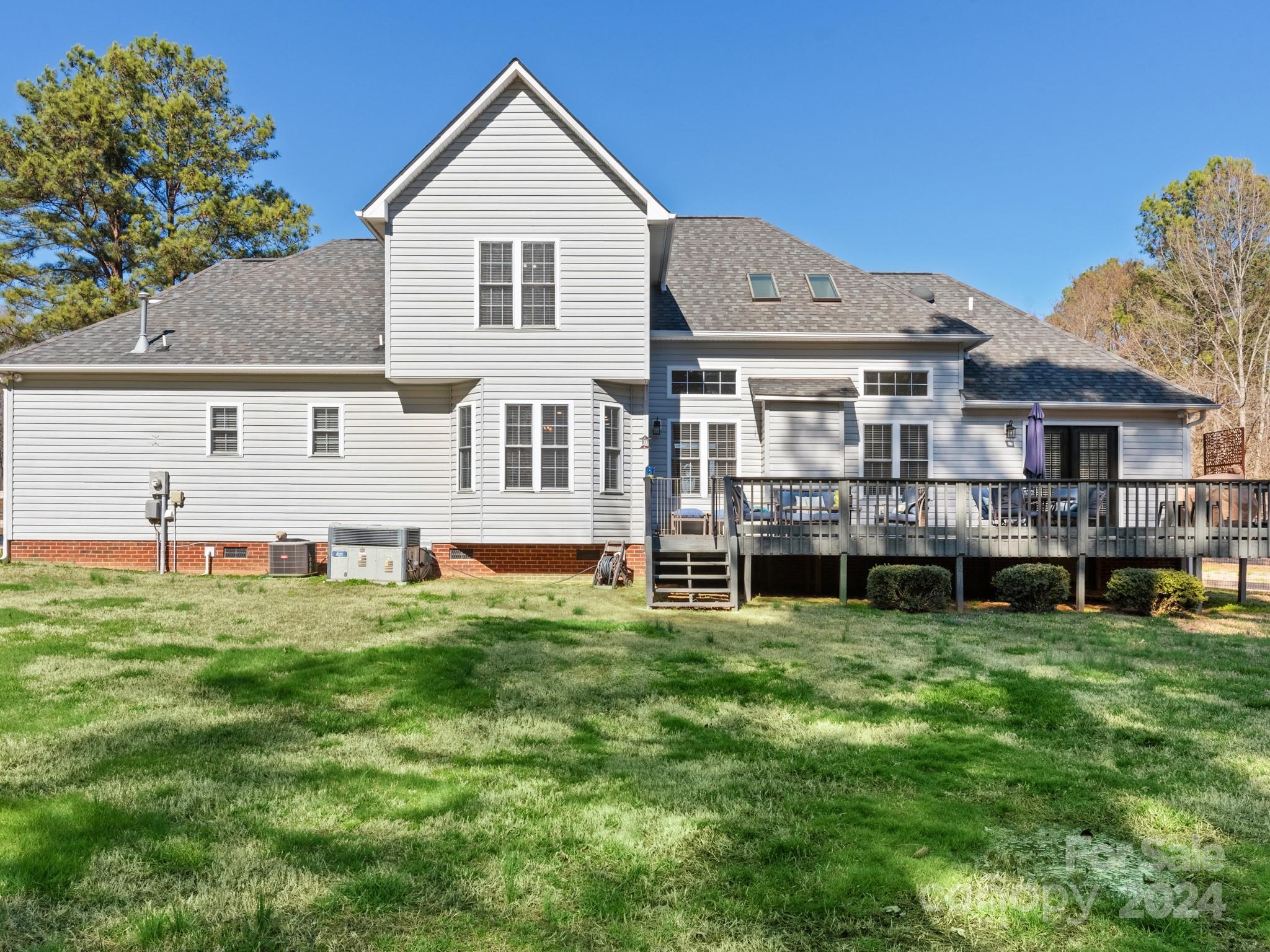 6685 Little Branch Drive