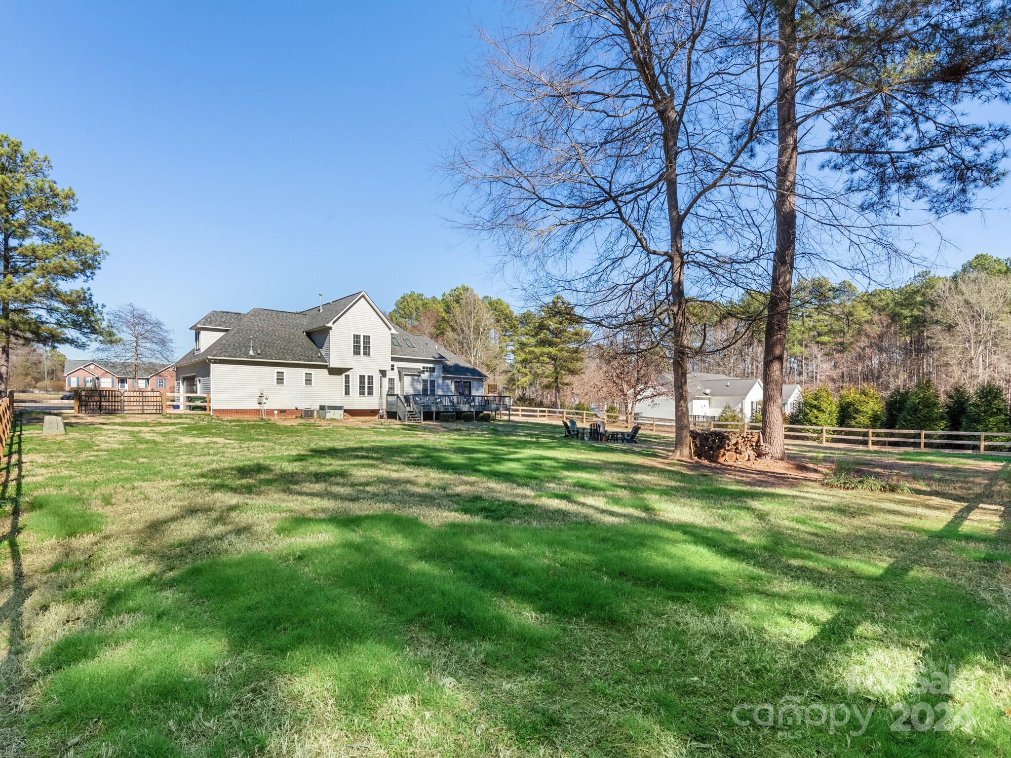 6685 Little Branch Drive
