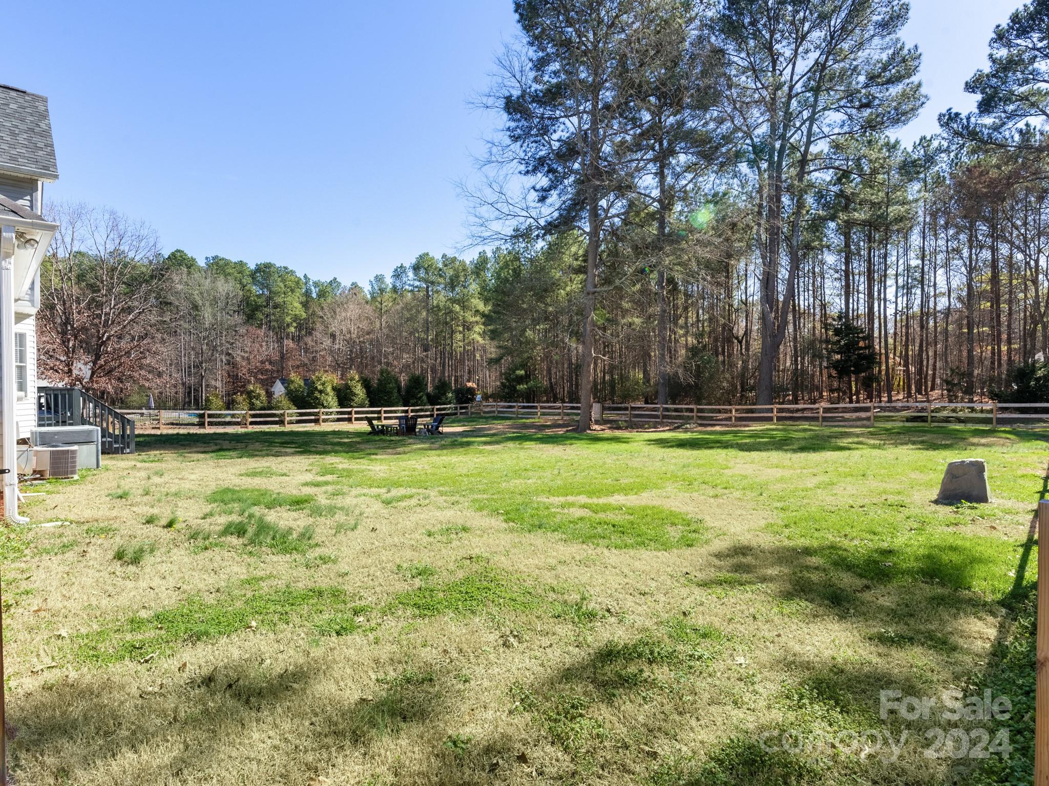 6685 Little Branch Drive