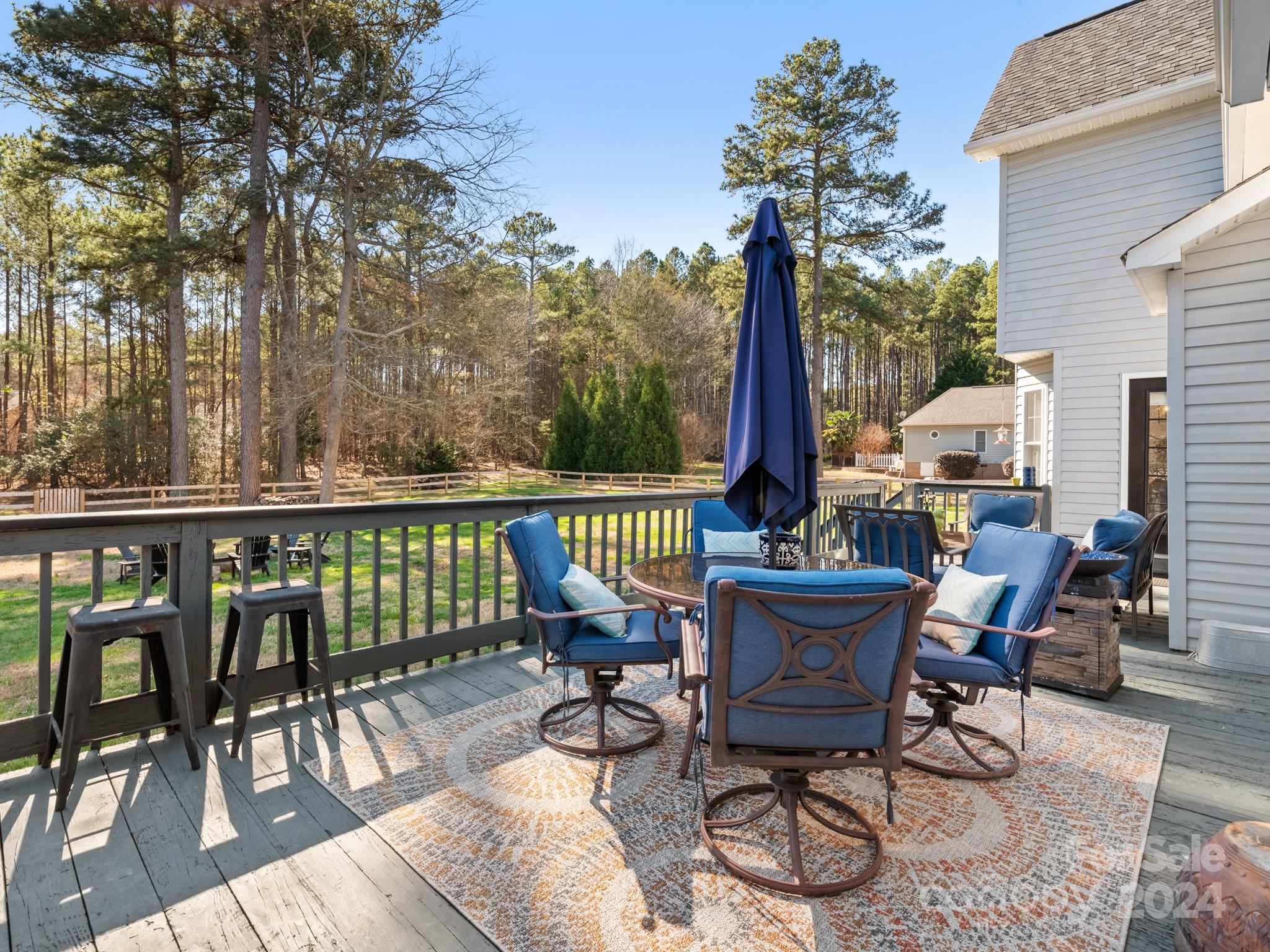 6685 Little Branch Drive
