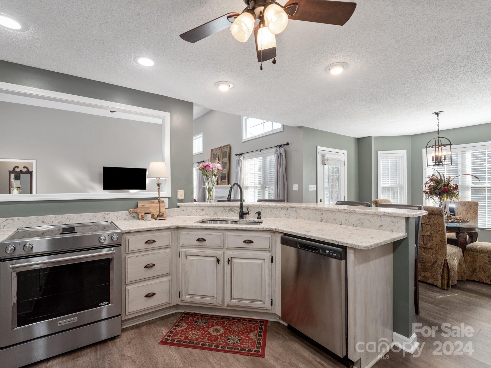 6685 Little Branch Drive