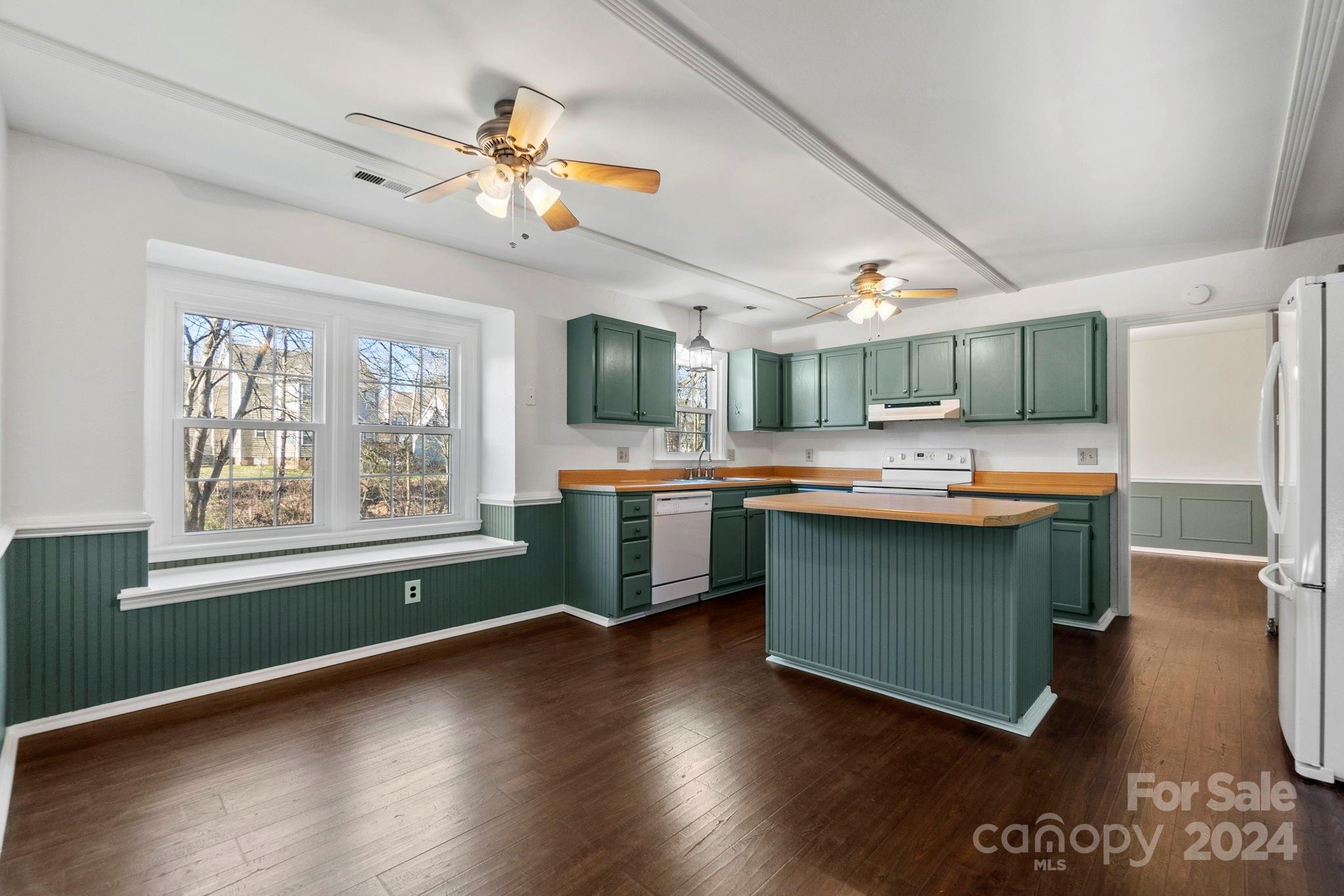 10035 Tealridge Lane