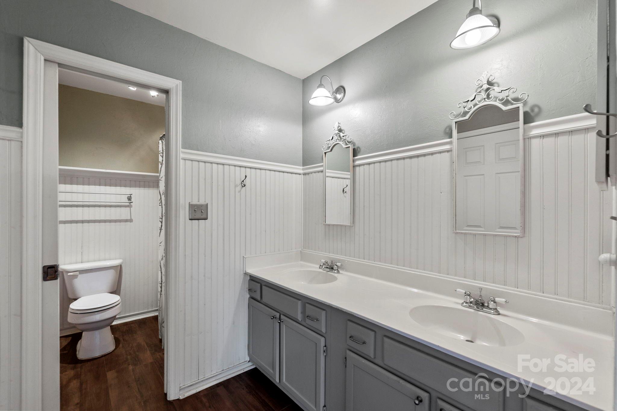 10035 Tealridge Lane