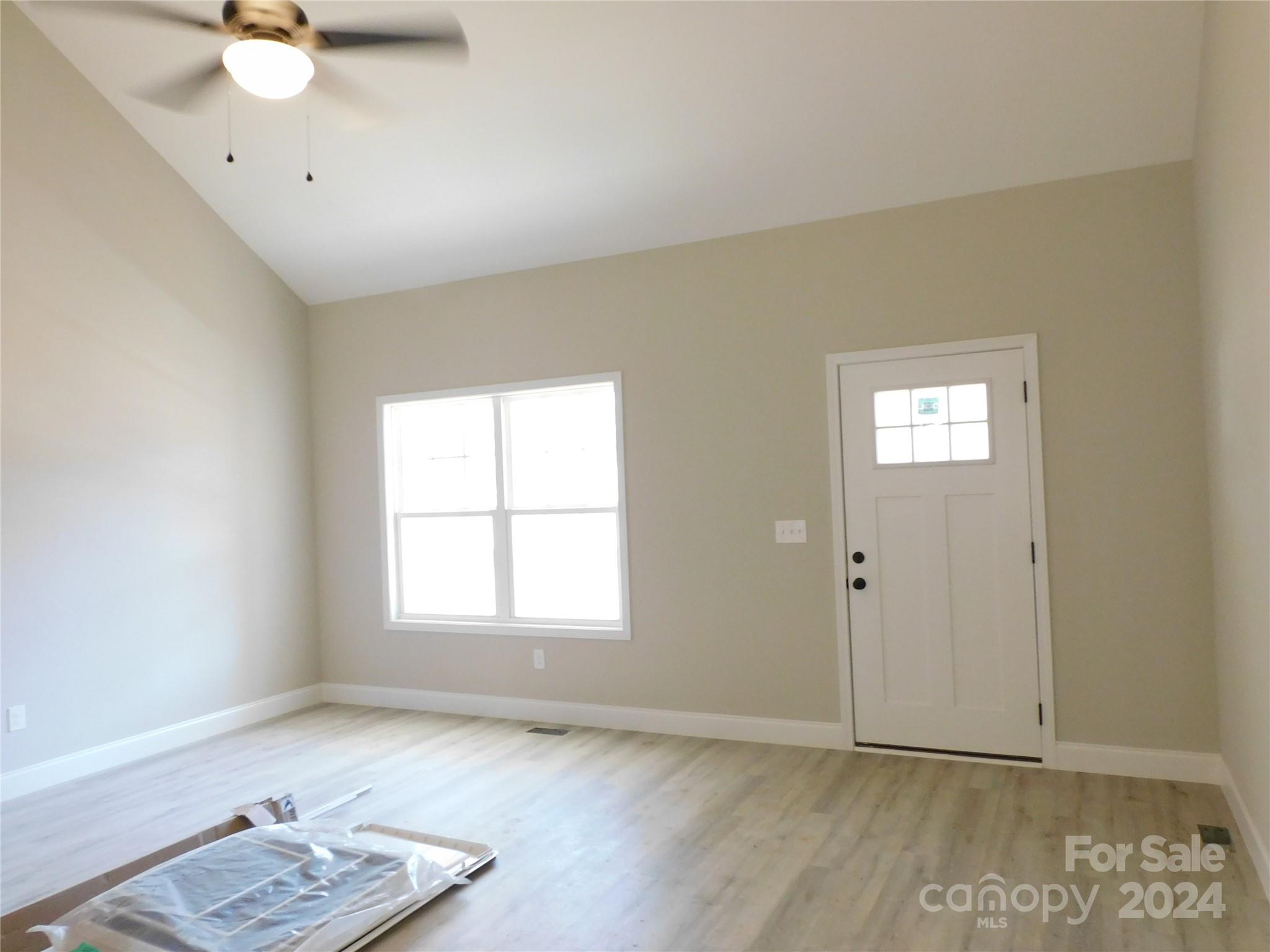 298 Pamela Road Unit: 6