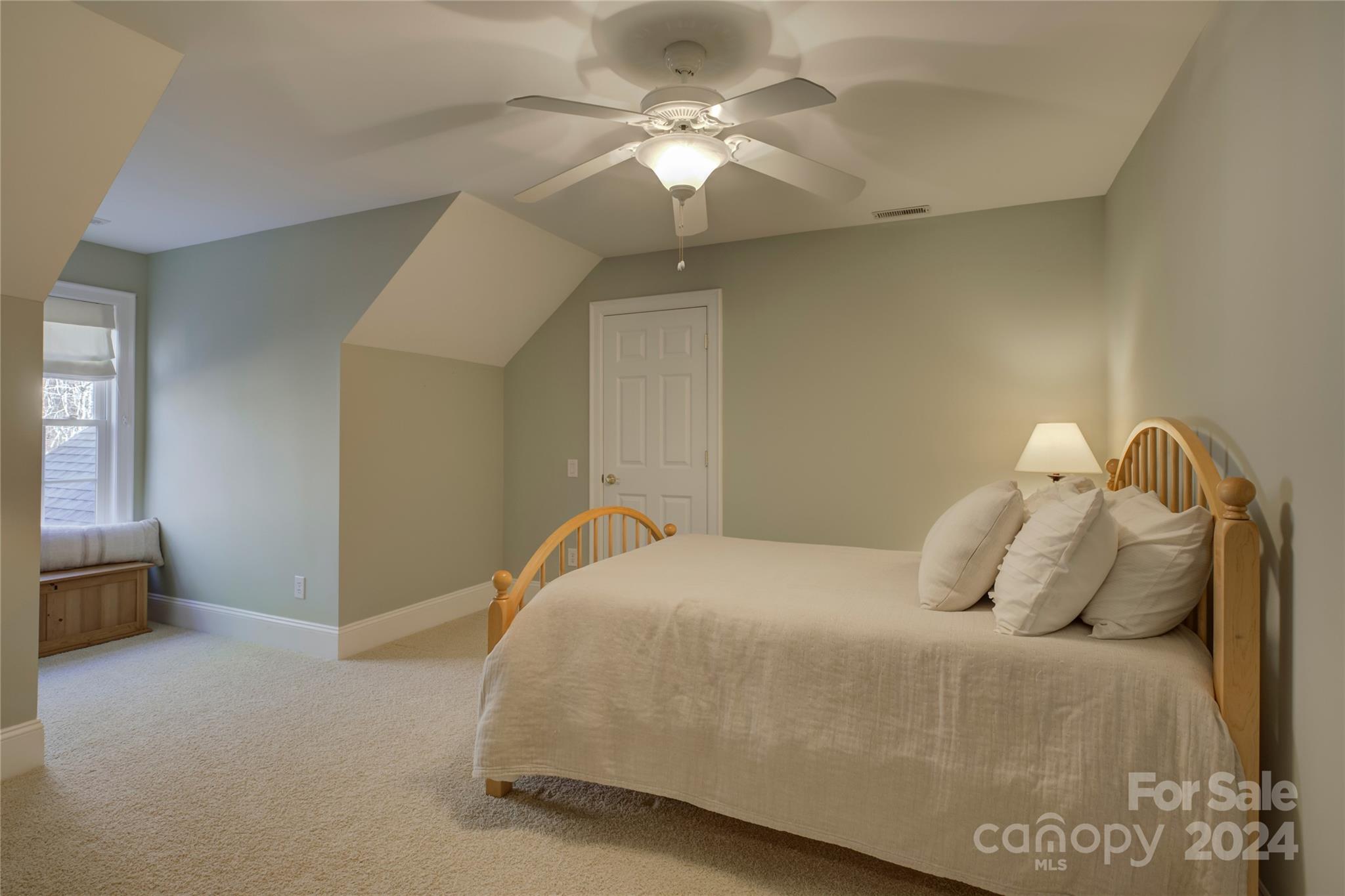 1412 Greenmoor Road