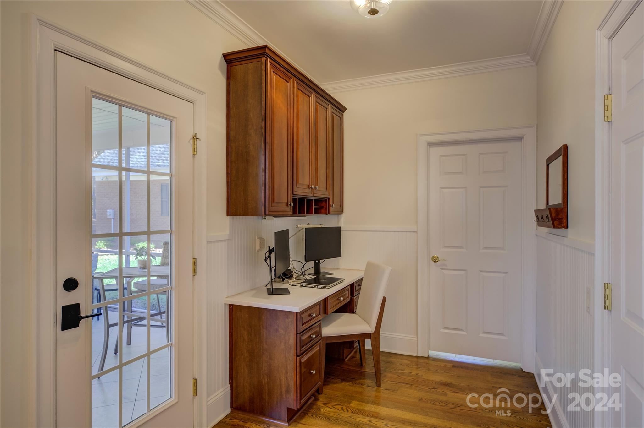 1412 Greenmoor Road
