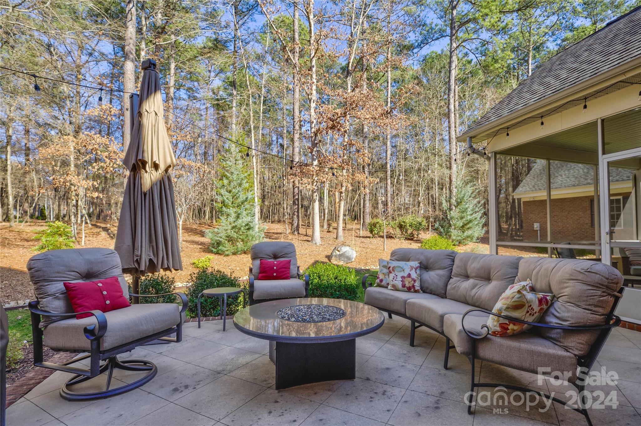 1412 Greenmoor Road
