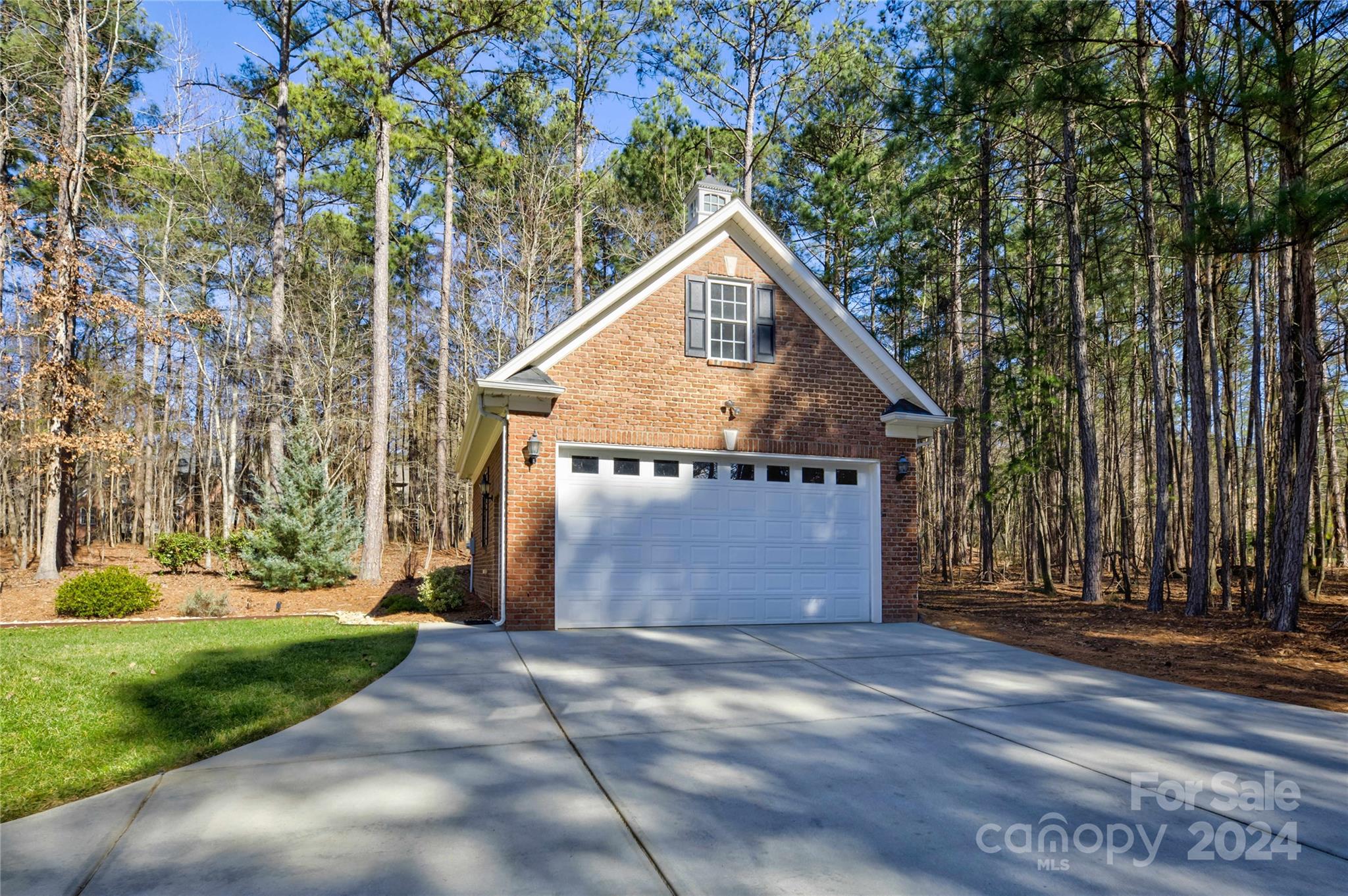 1412 Greenmoor Road
