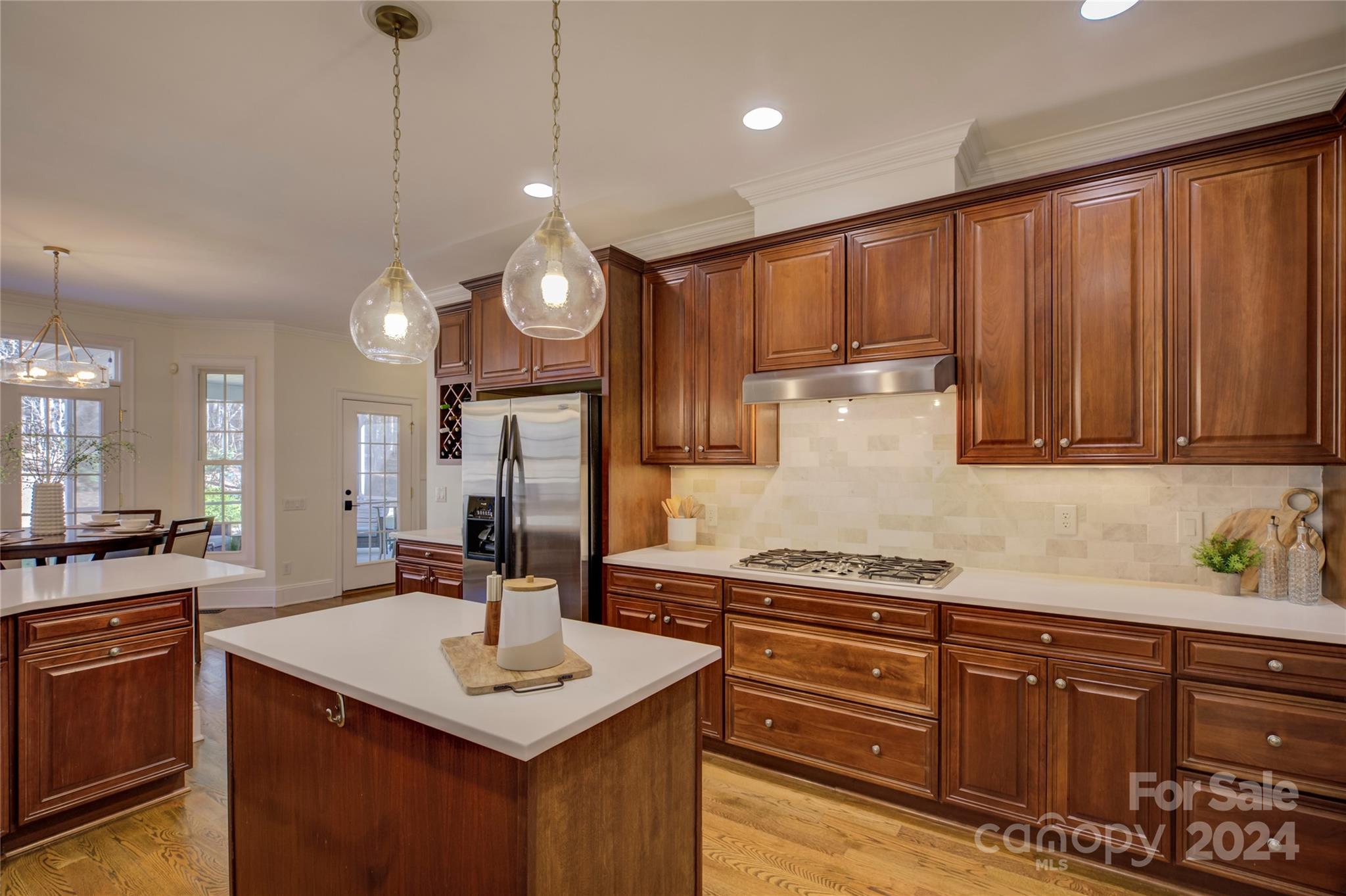 1412 Greenmoor Road
