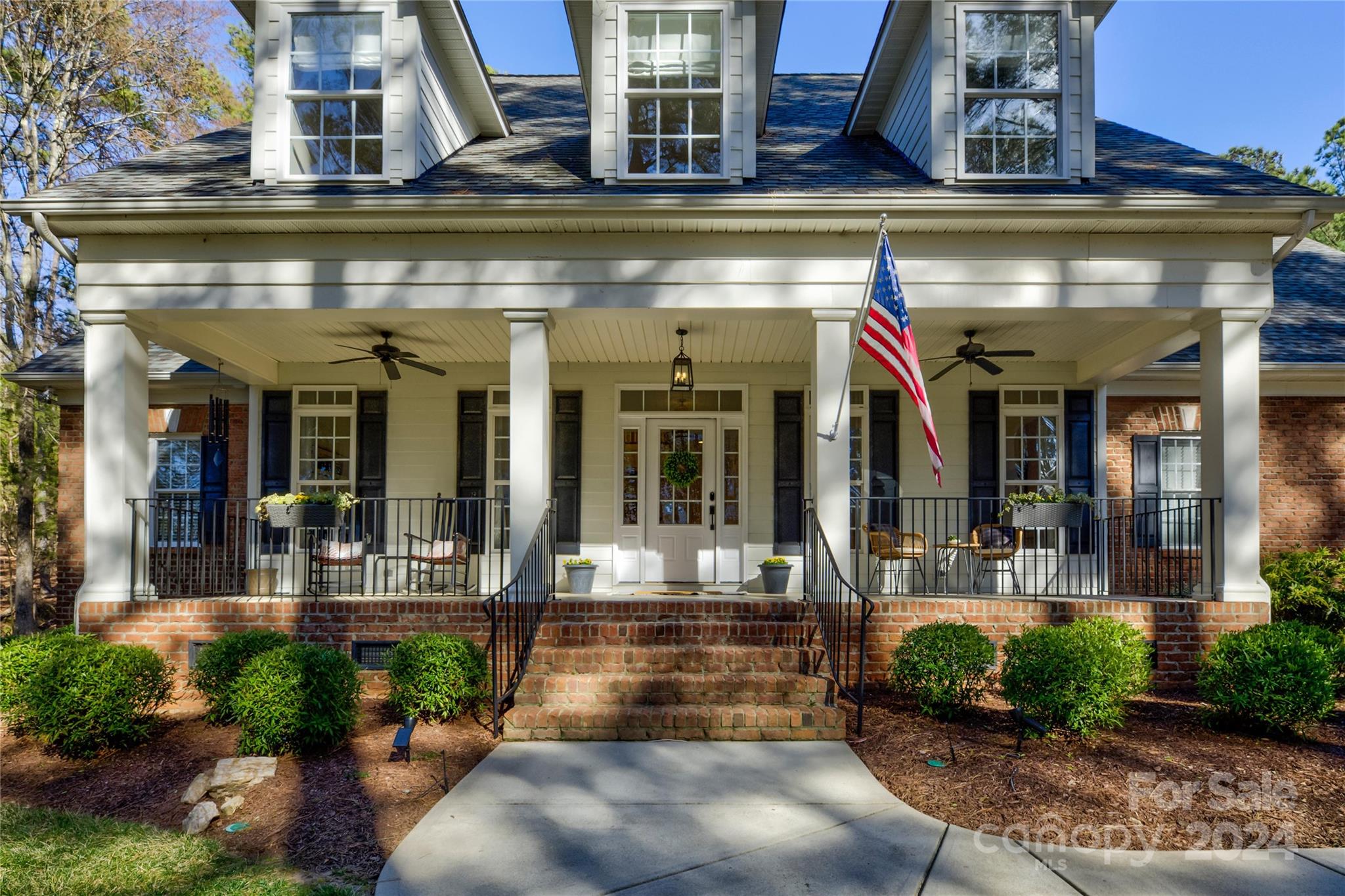 1412 Greenmoor Road