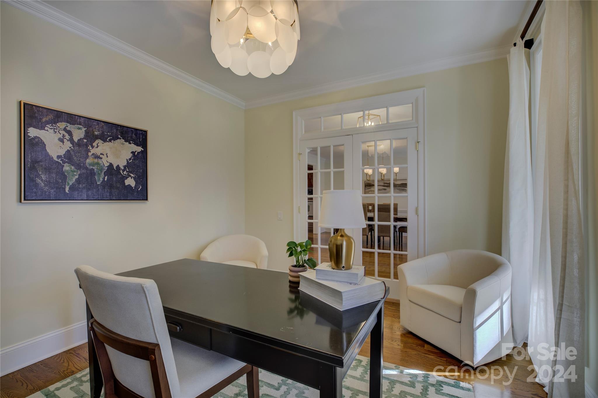 1412 Greenmoor Road