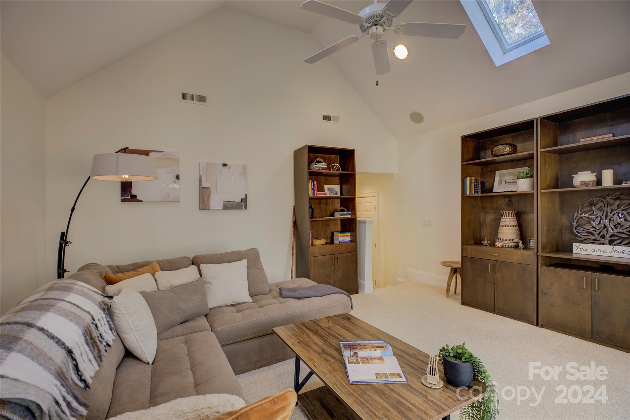1412 Greenmoor Road