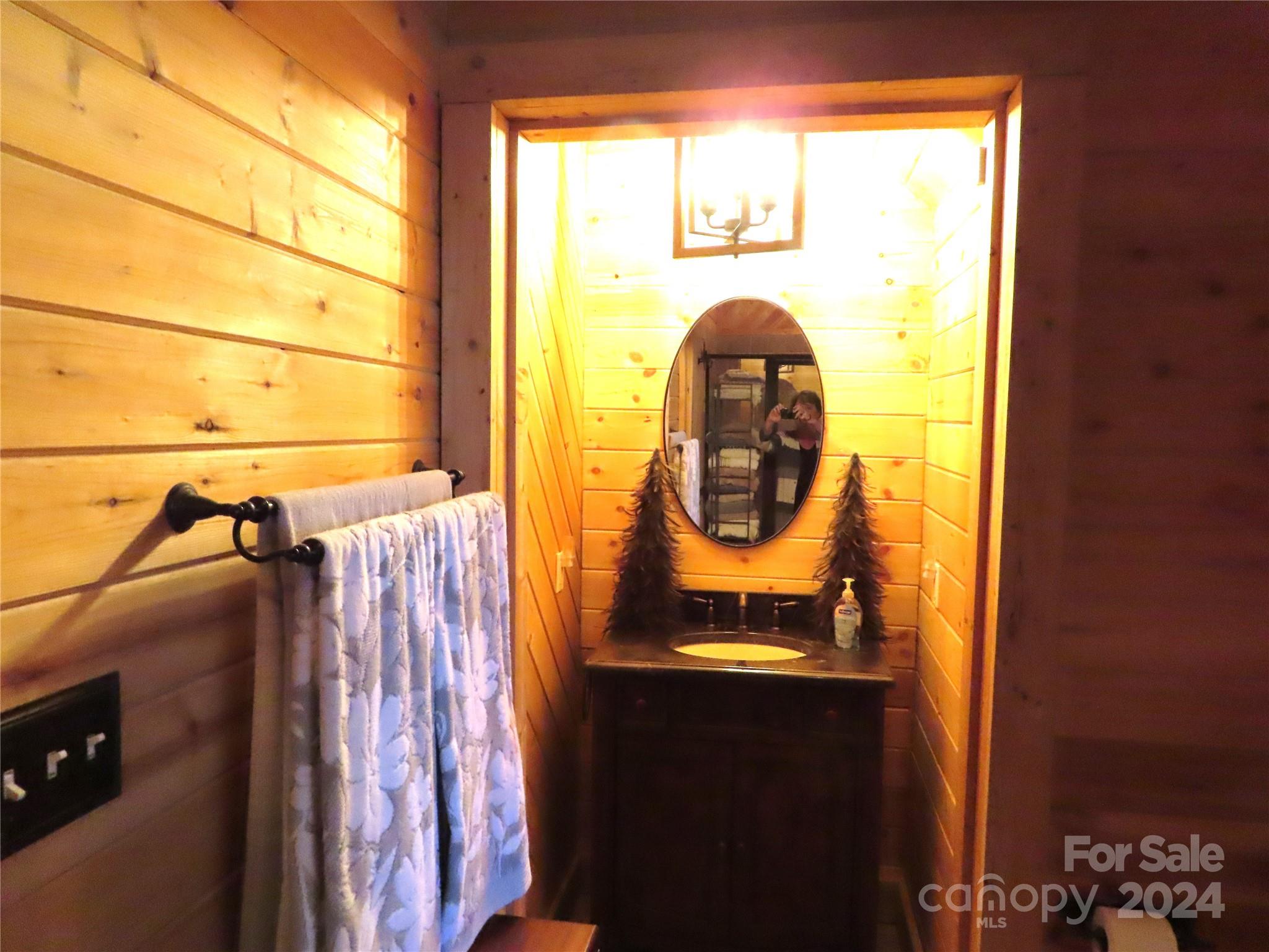 3760 Armstrong Ford Road