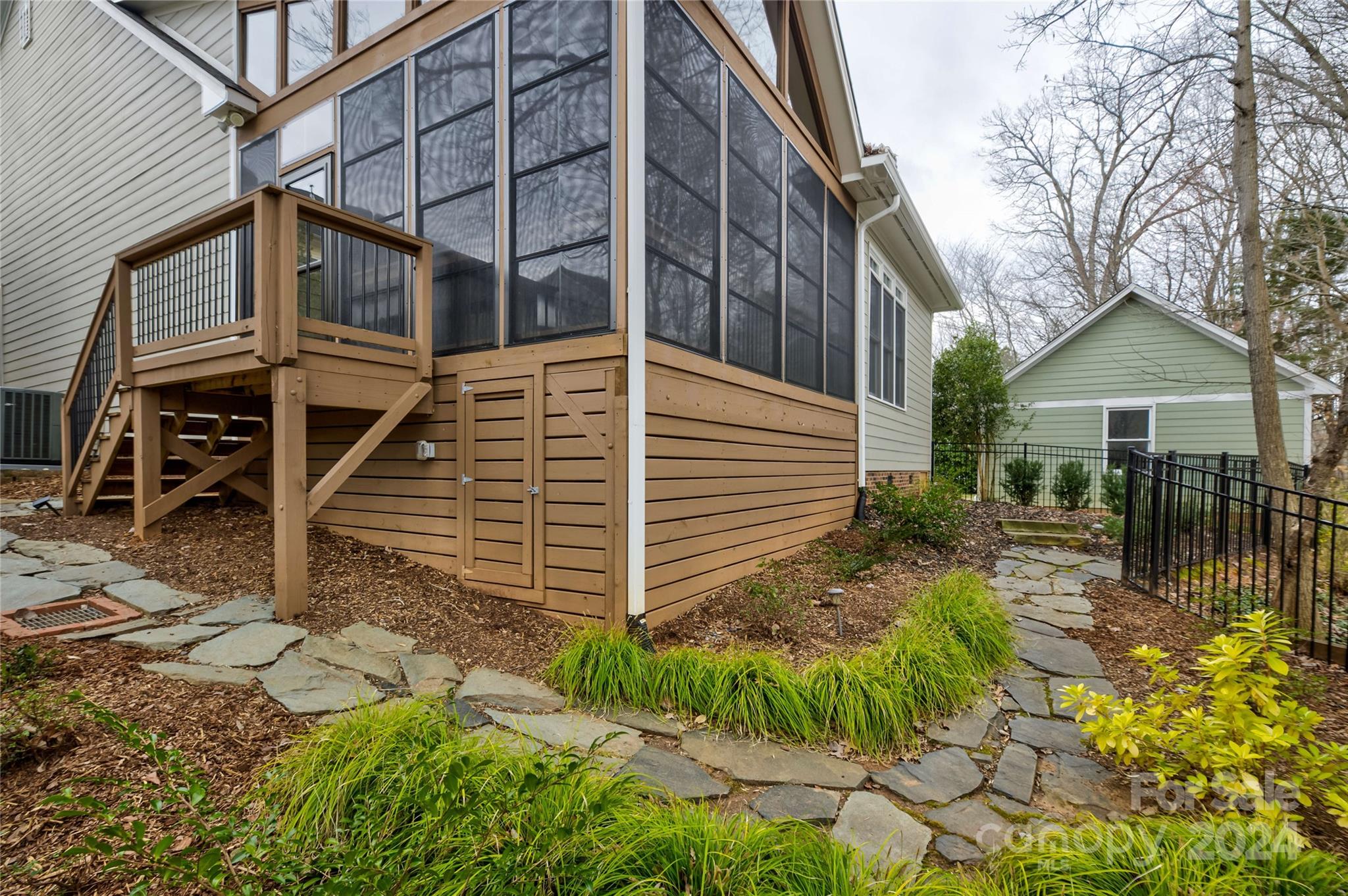 747 Julia Street