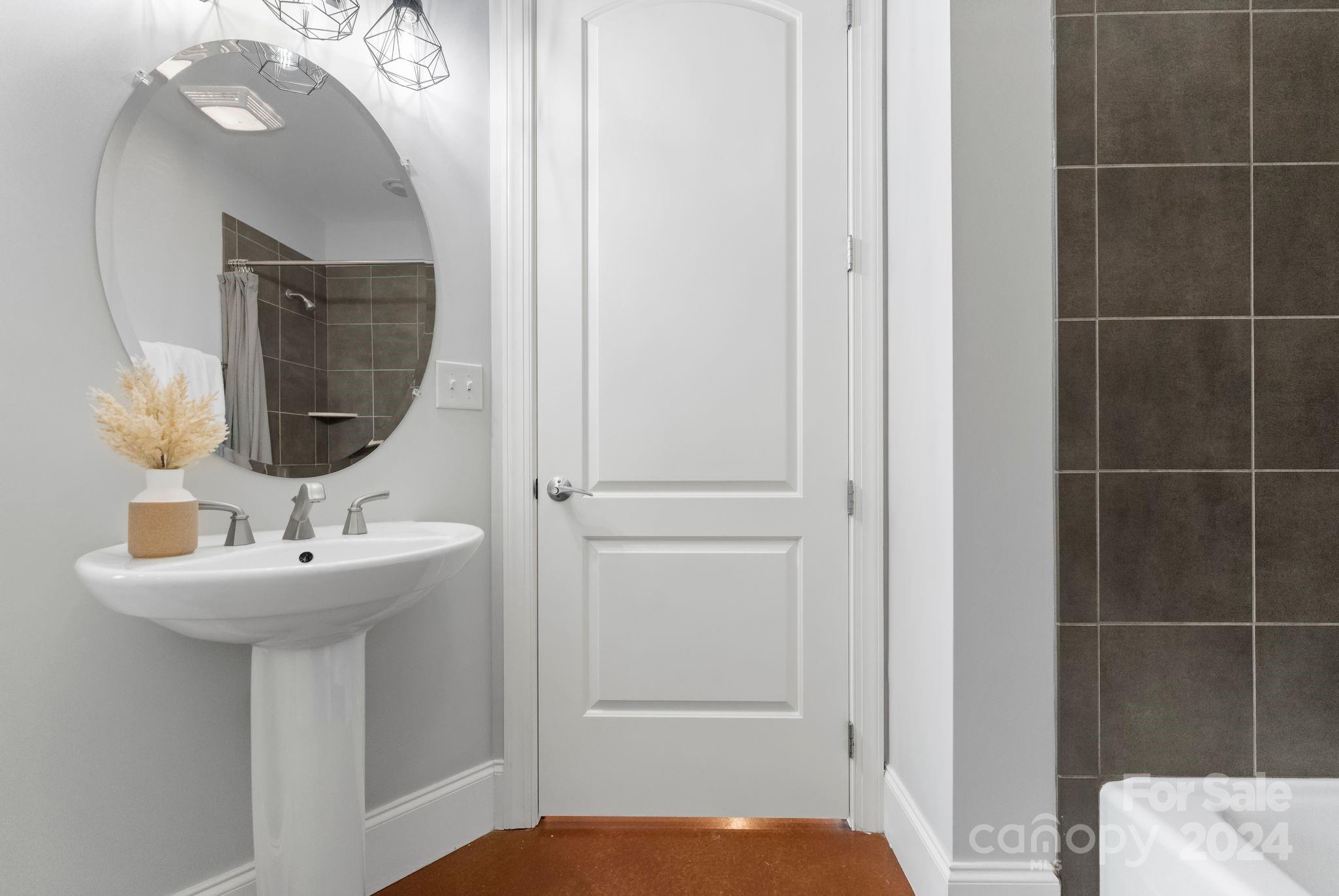 2338 Yadkin Avenue Unit: 301