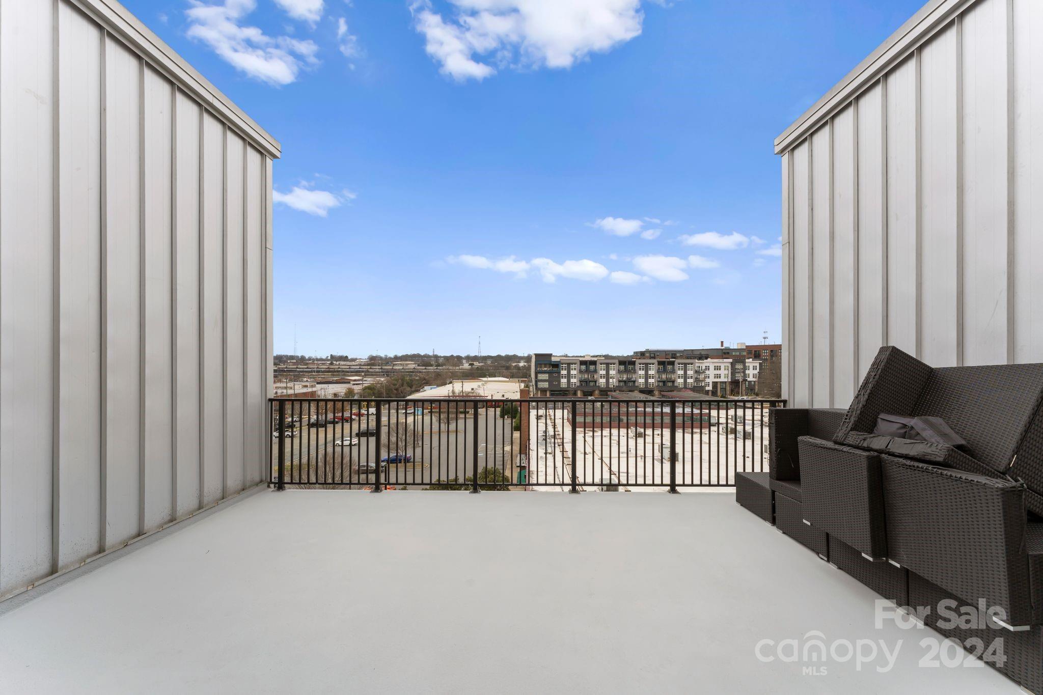 2338 Yadkin Avenue Unit: 301