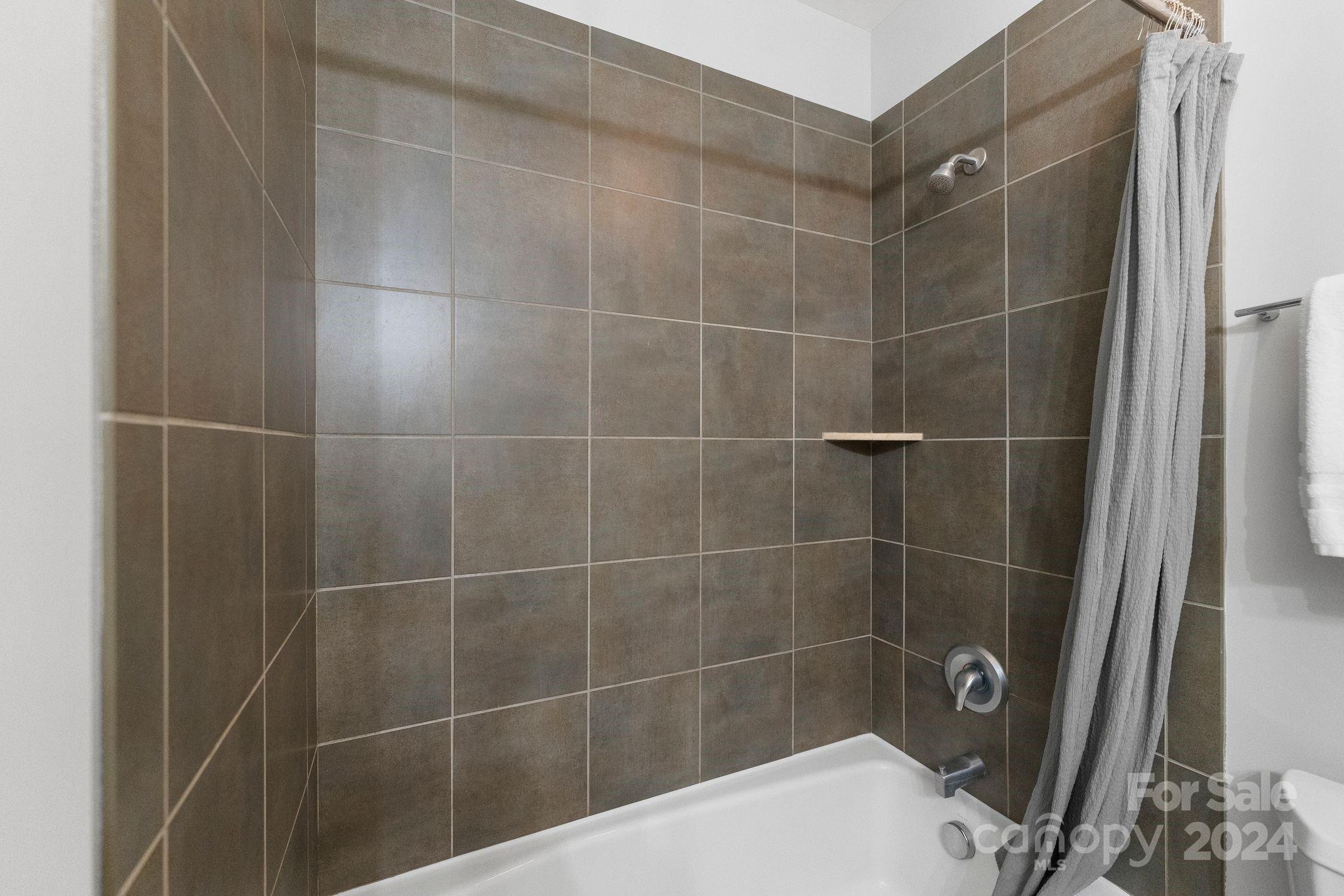 2338 Yadkin Avenue Unit: 301