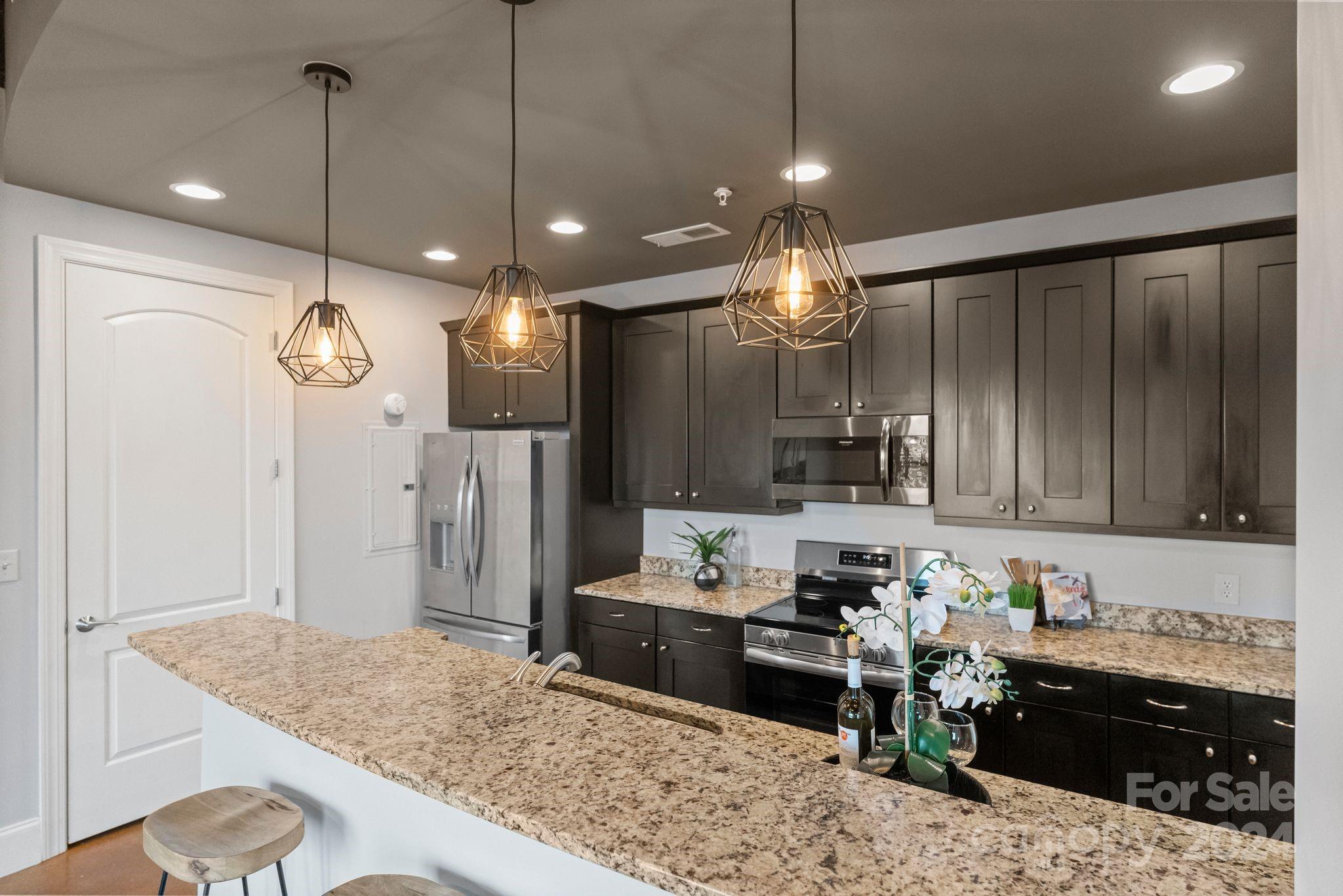 2338 Yadkin Avenue Unit: 301