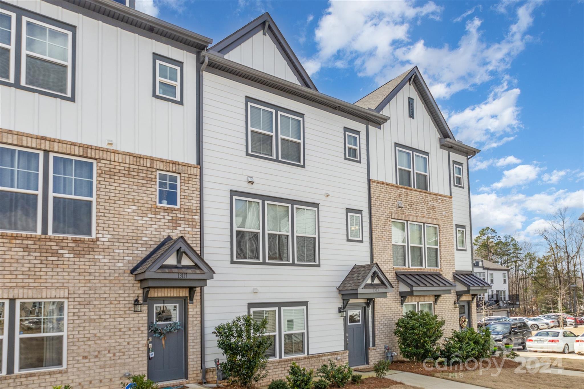 13113 Simoneaux Lane