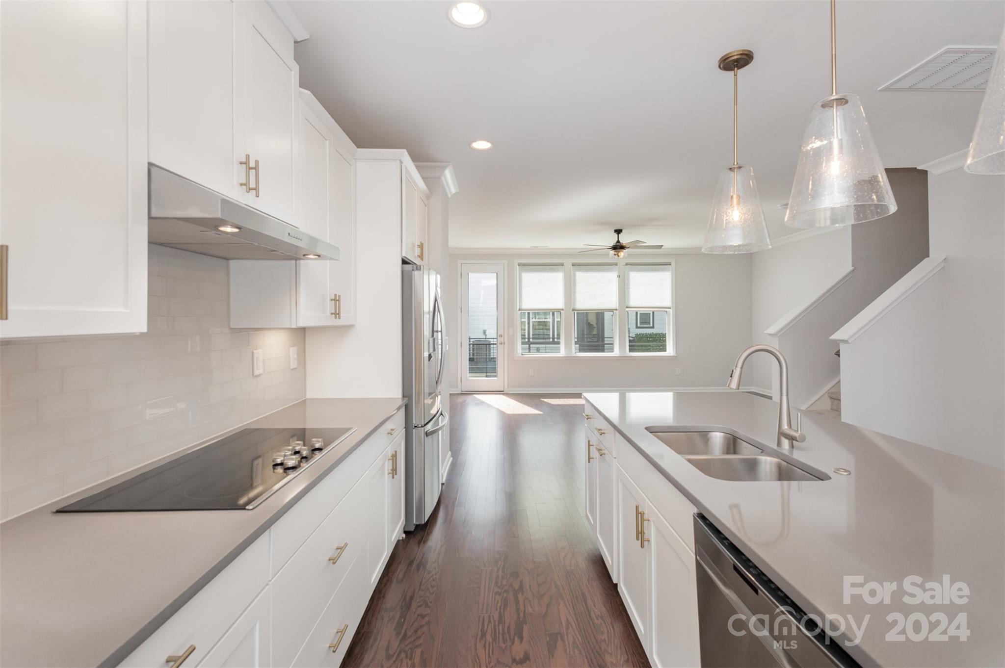 13113 Simoneaux Lane