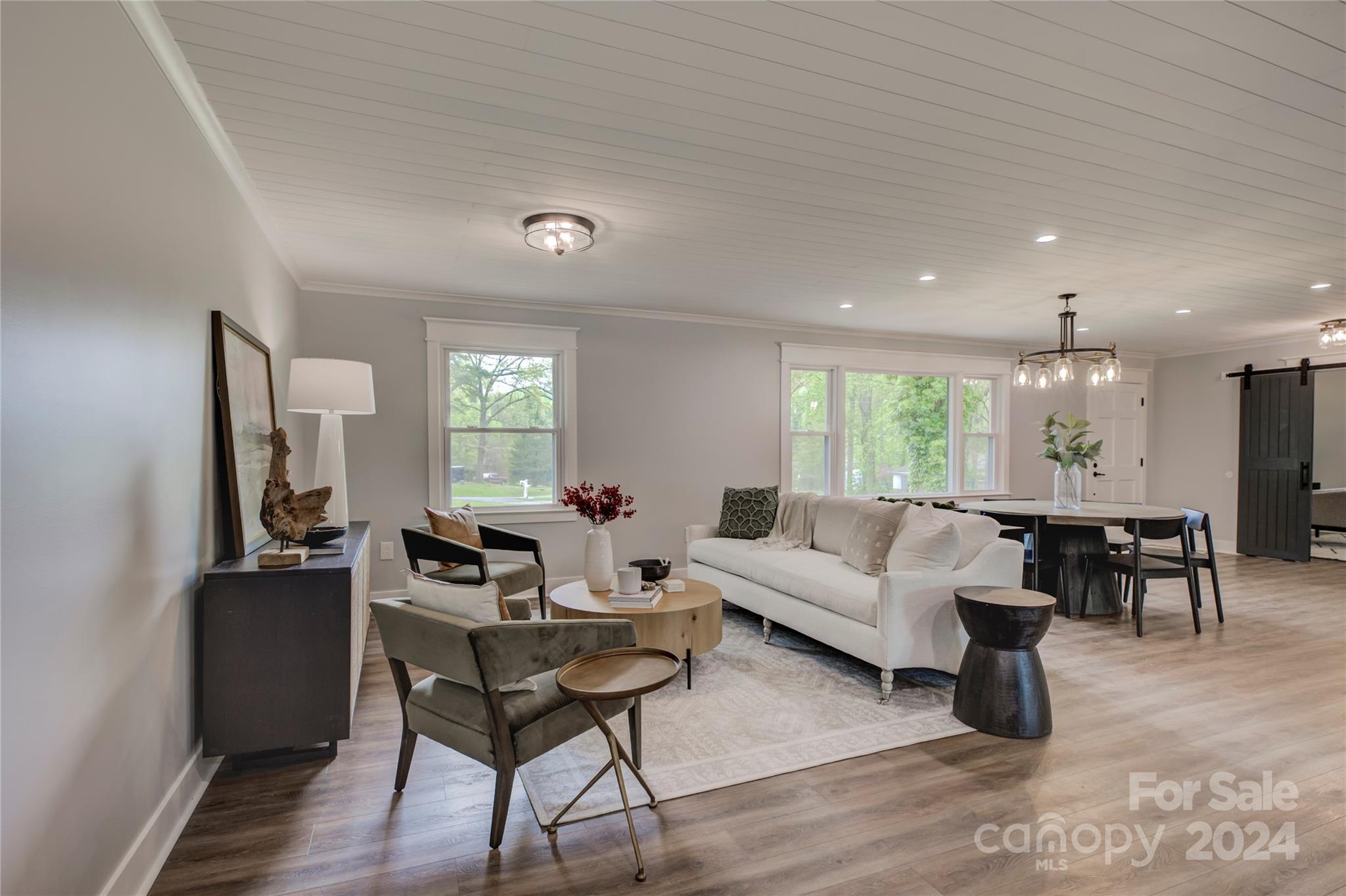 1999 Briarwood Circle