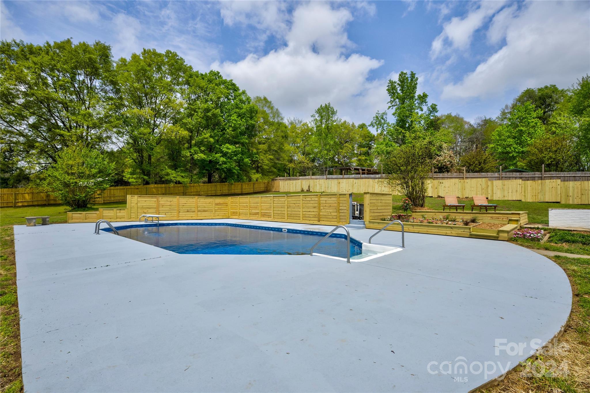 1999 Briarwood Circle