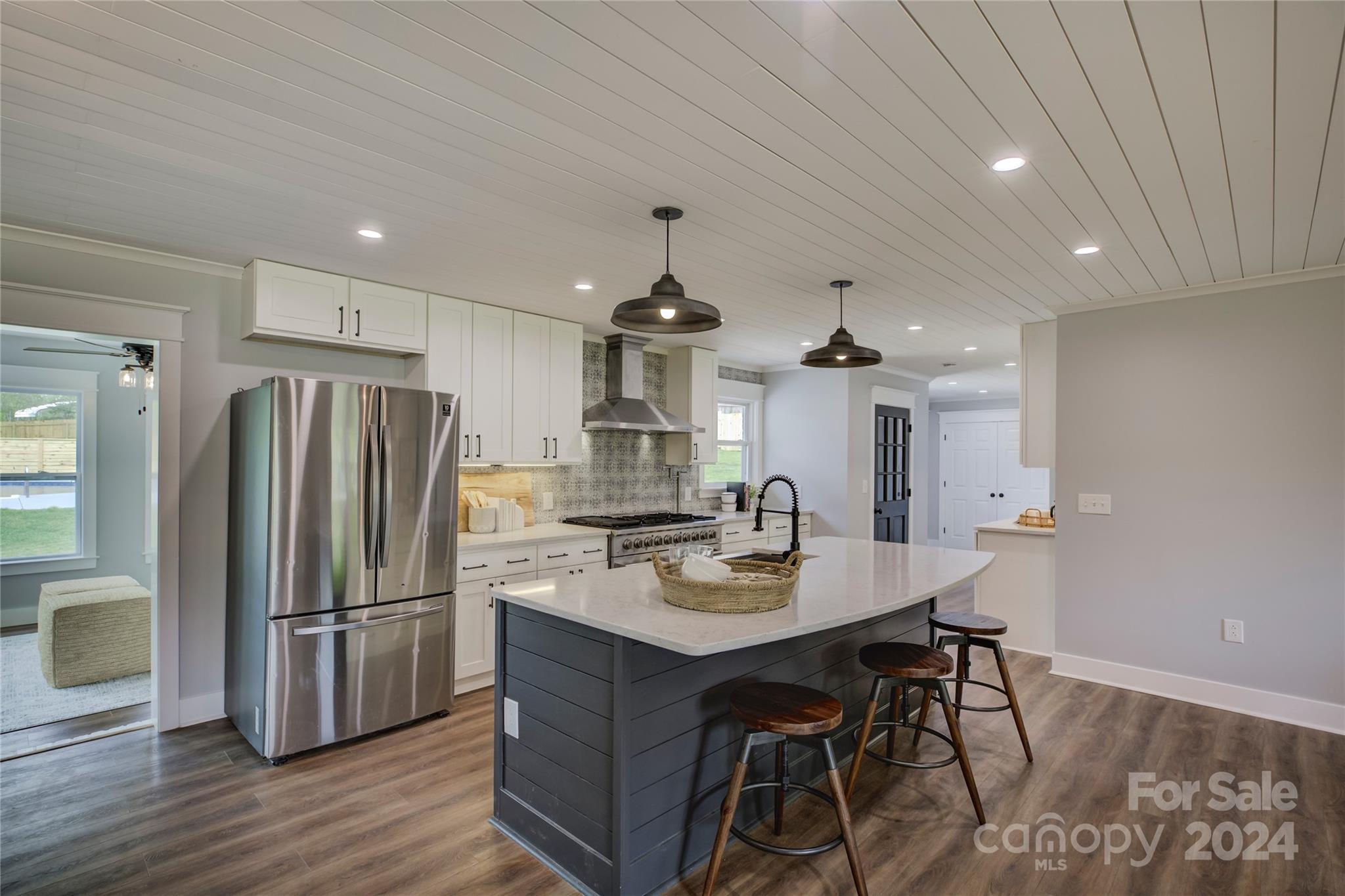 1999 Briarwood Circle