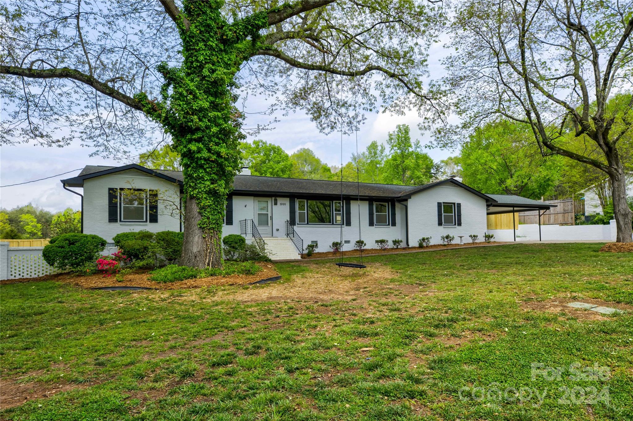 1999 Briarwood Circle