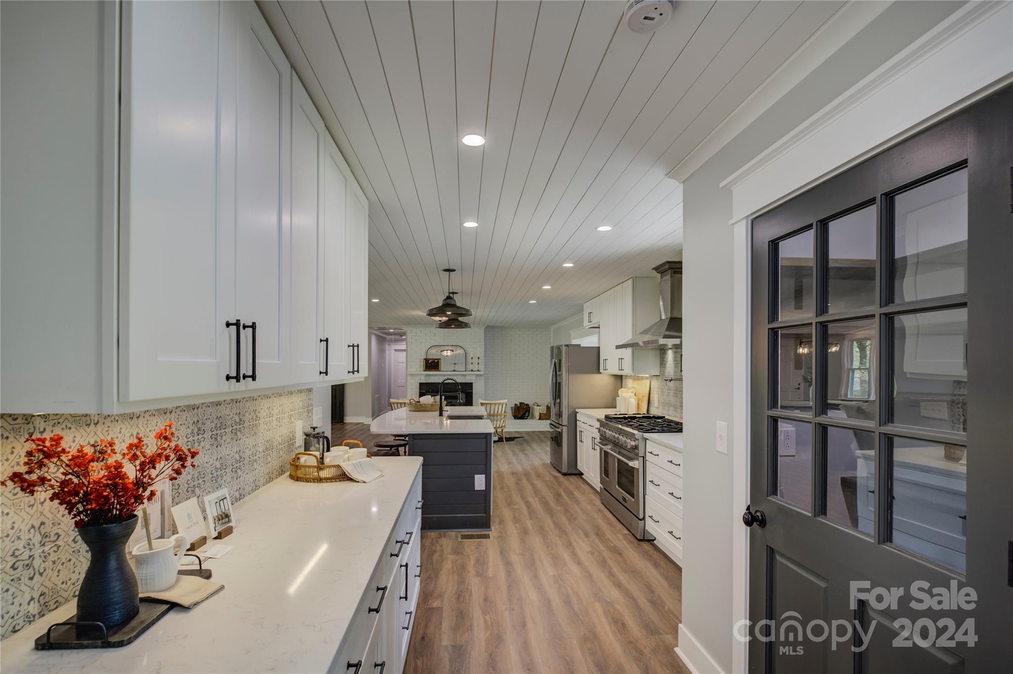 1999 Briarwood Circle