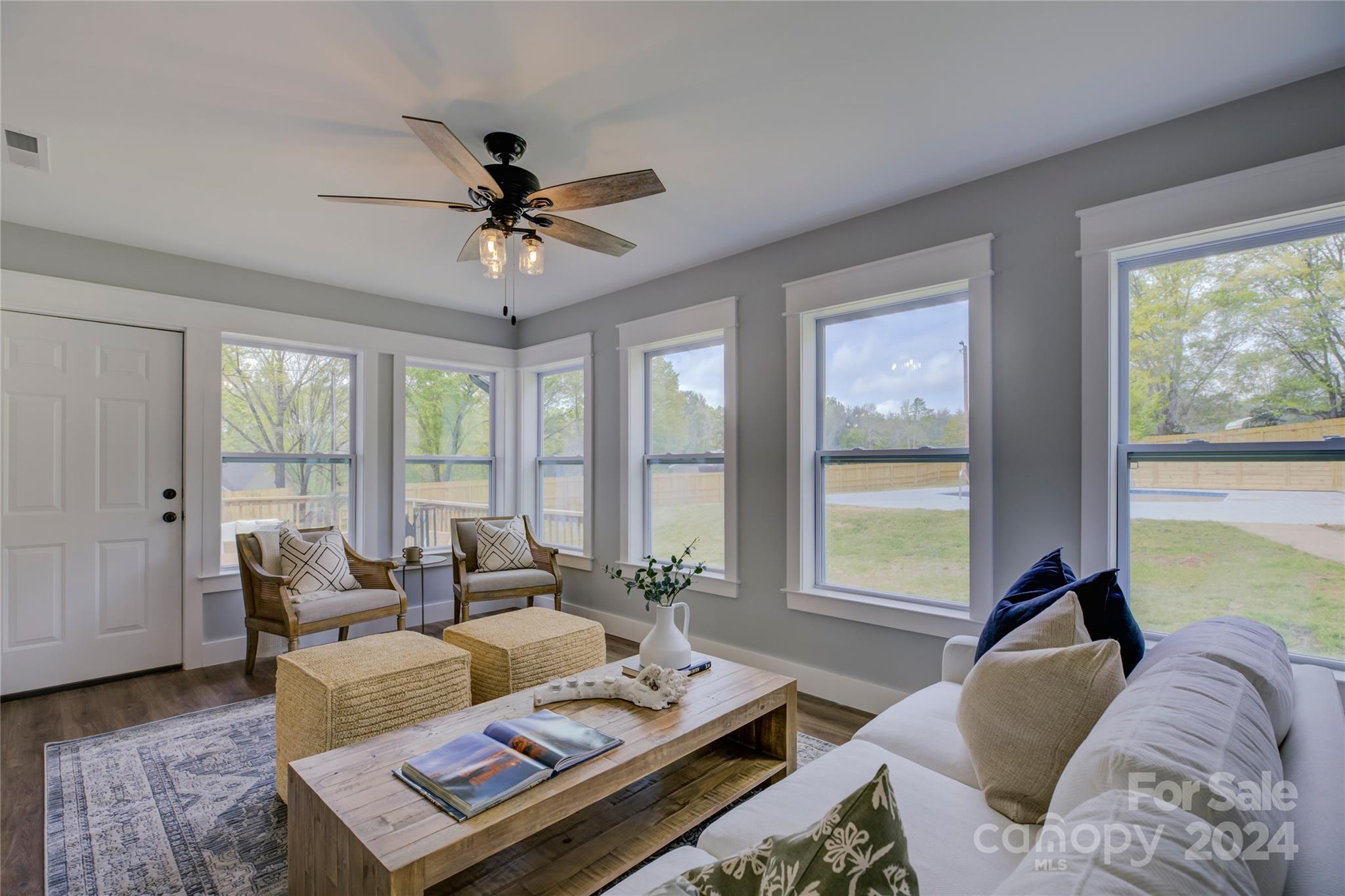 1999 Briarwood Circle