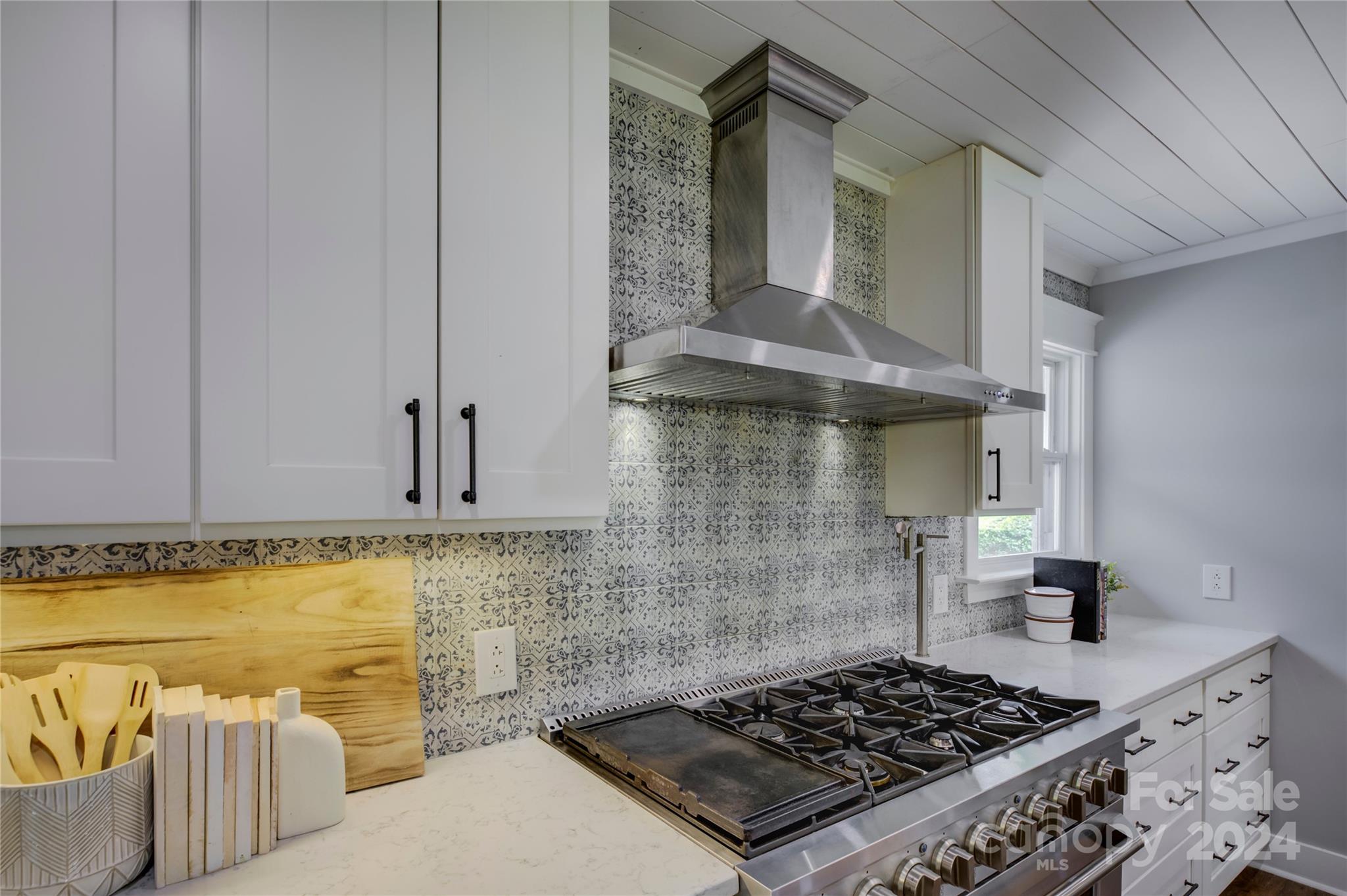 1999 Briarwood Circle