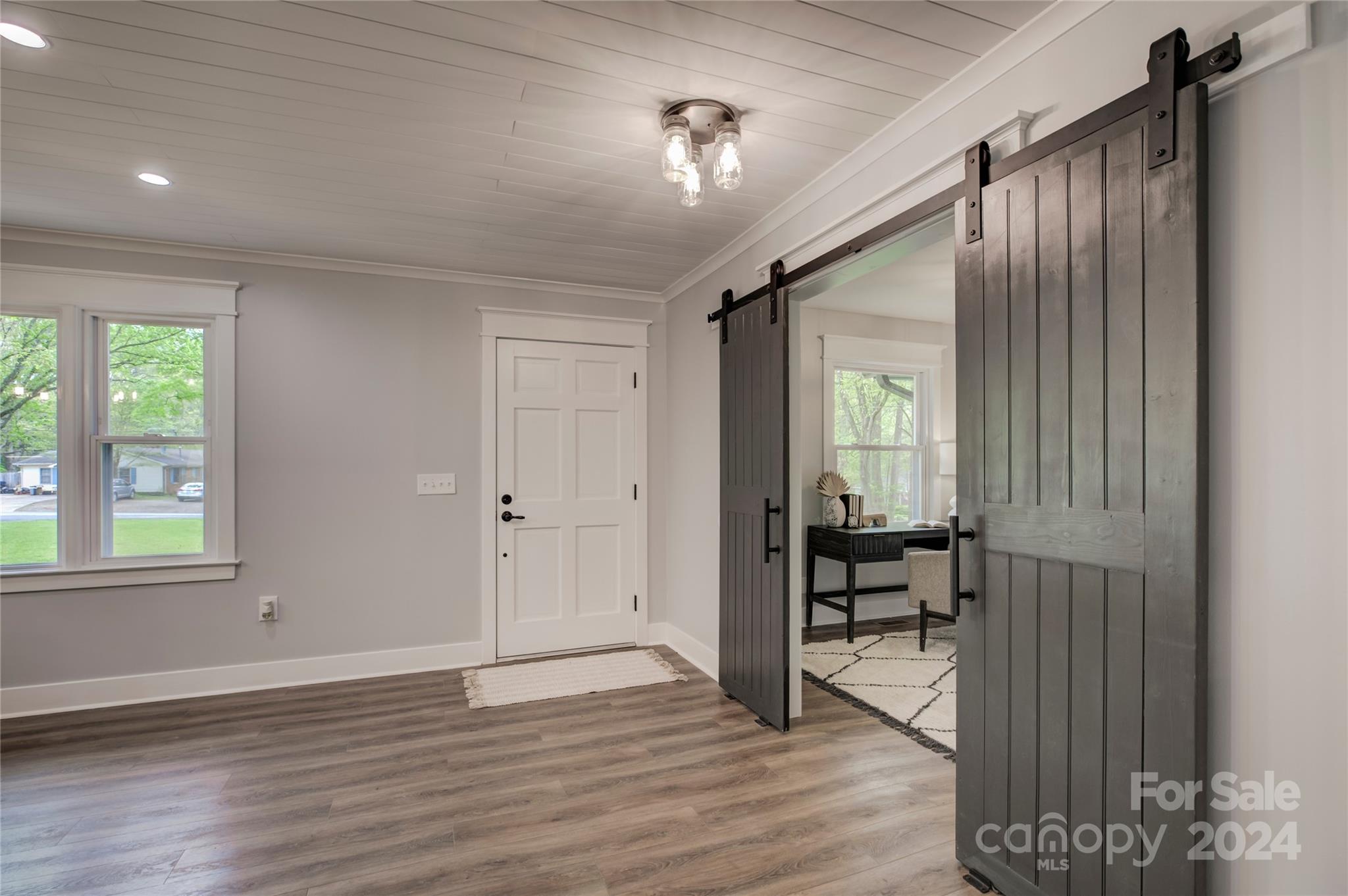 1999 Briarwood Circle