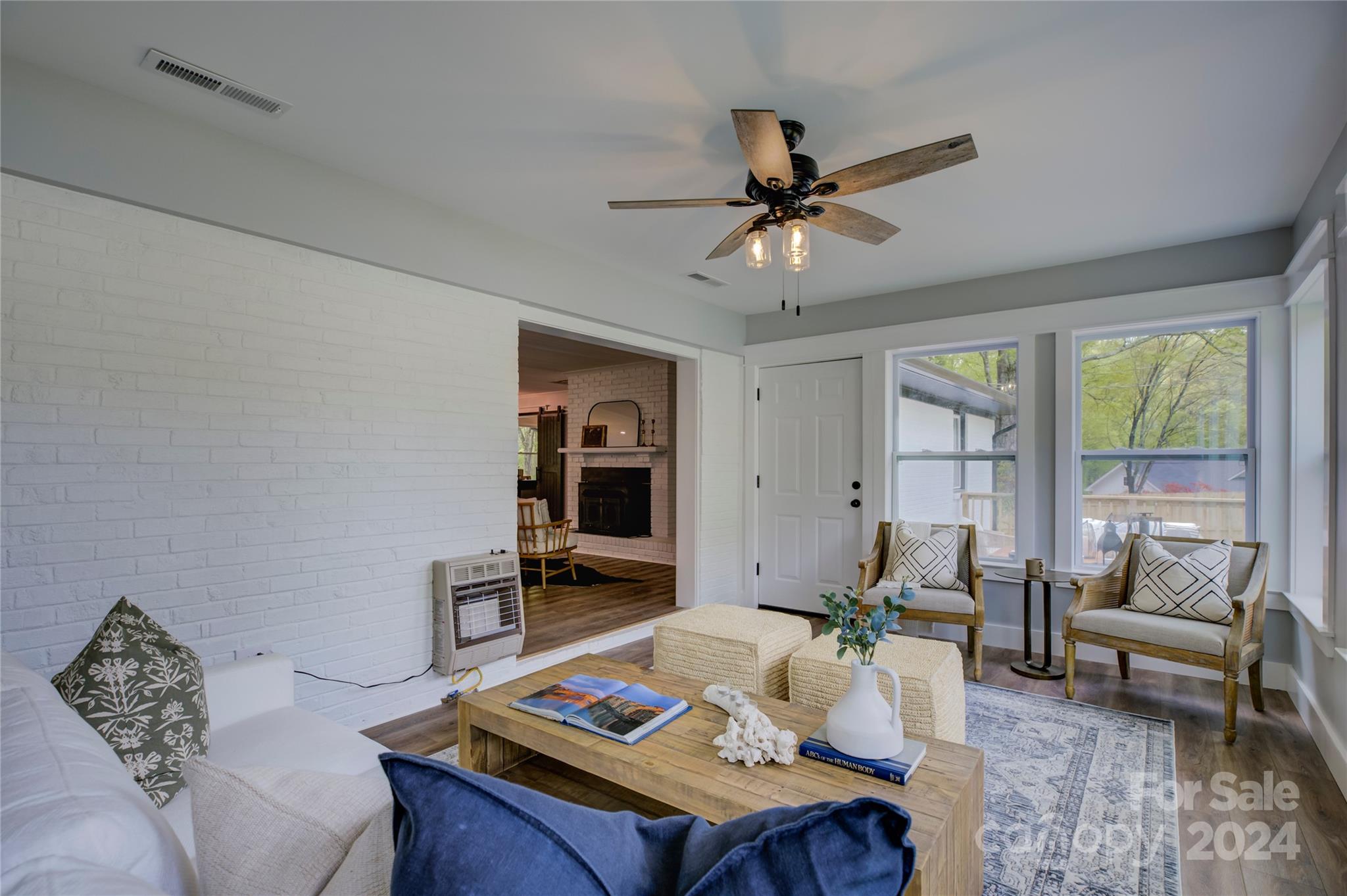 1999 Briarwood Circle