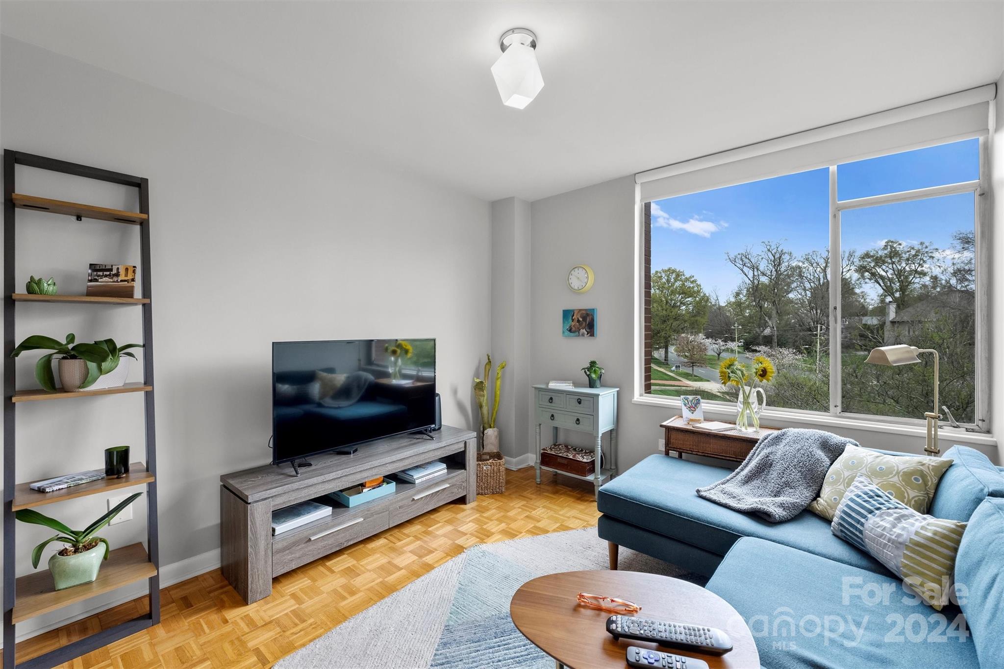 1300 Queens Road Unit: 317