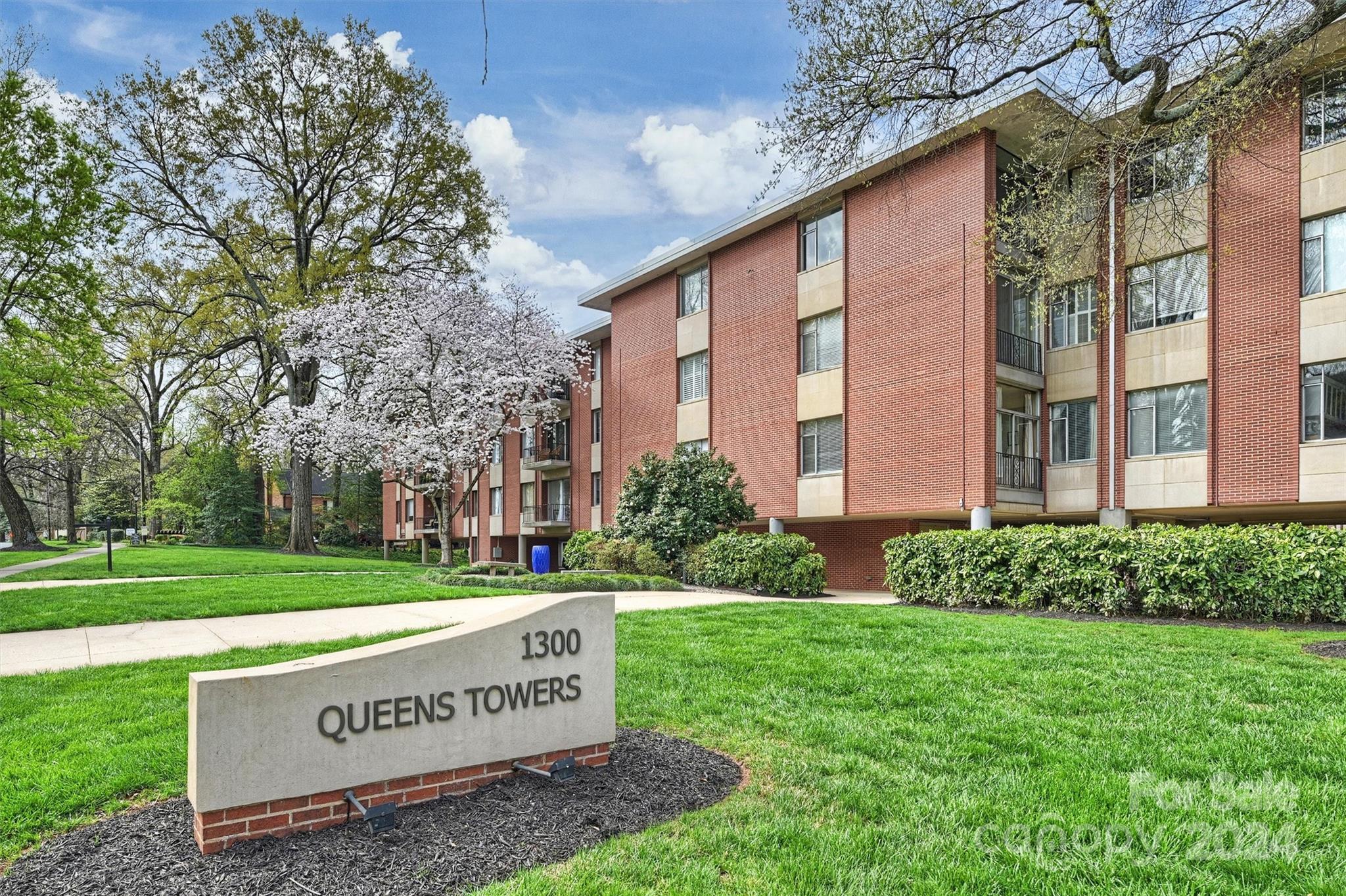 1300 Queens Road Unit: 317