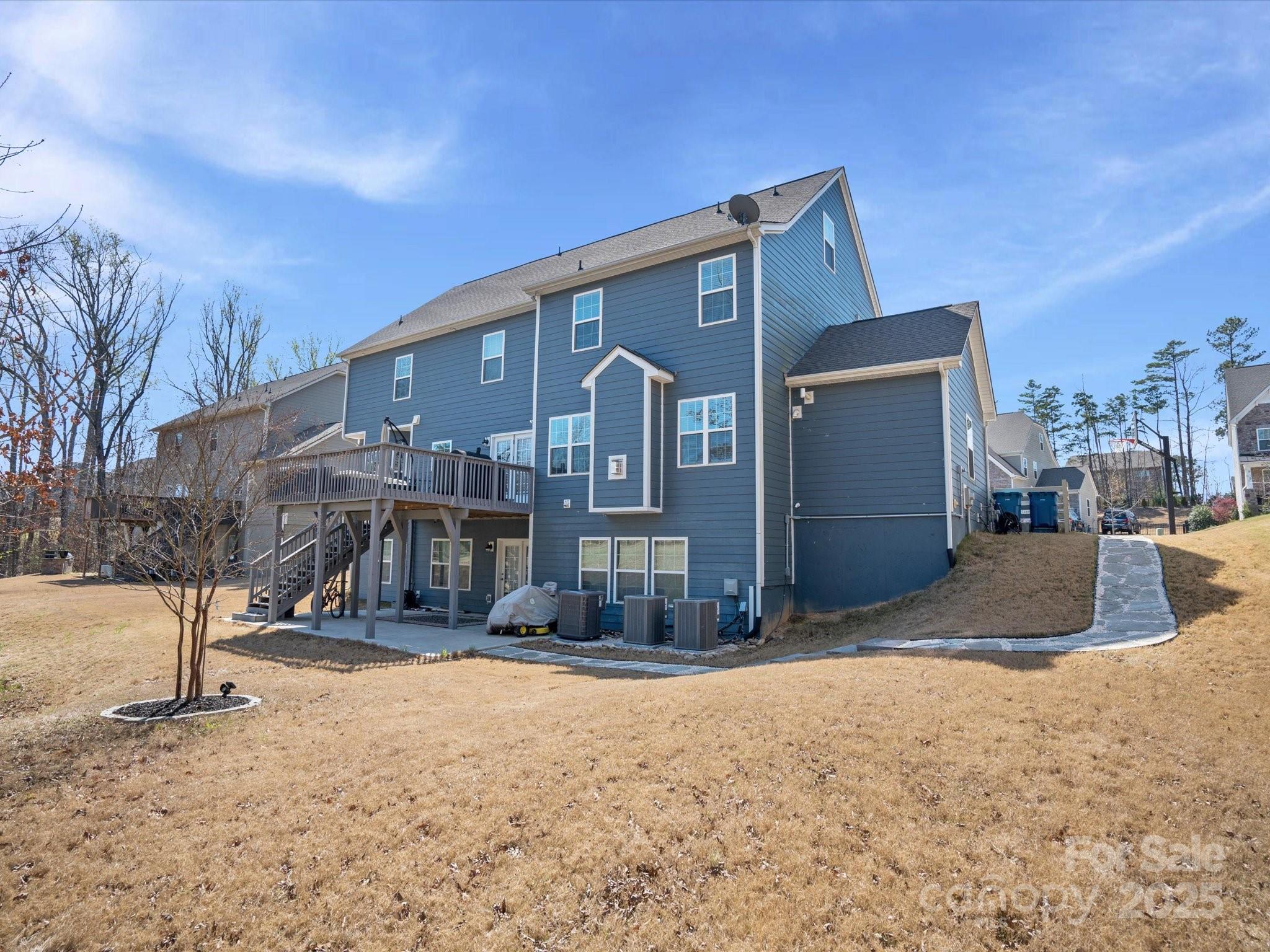 15827 Arabian Mews Lane