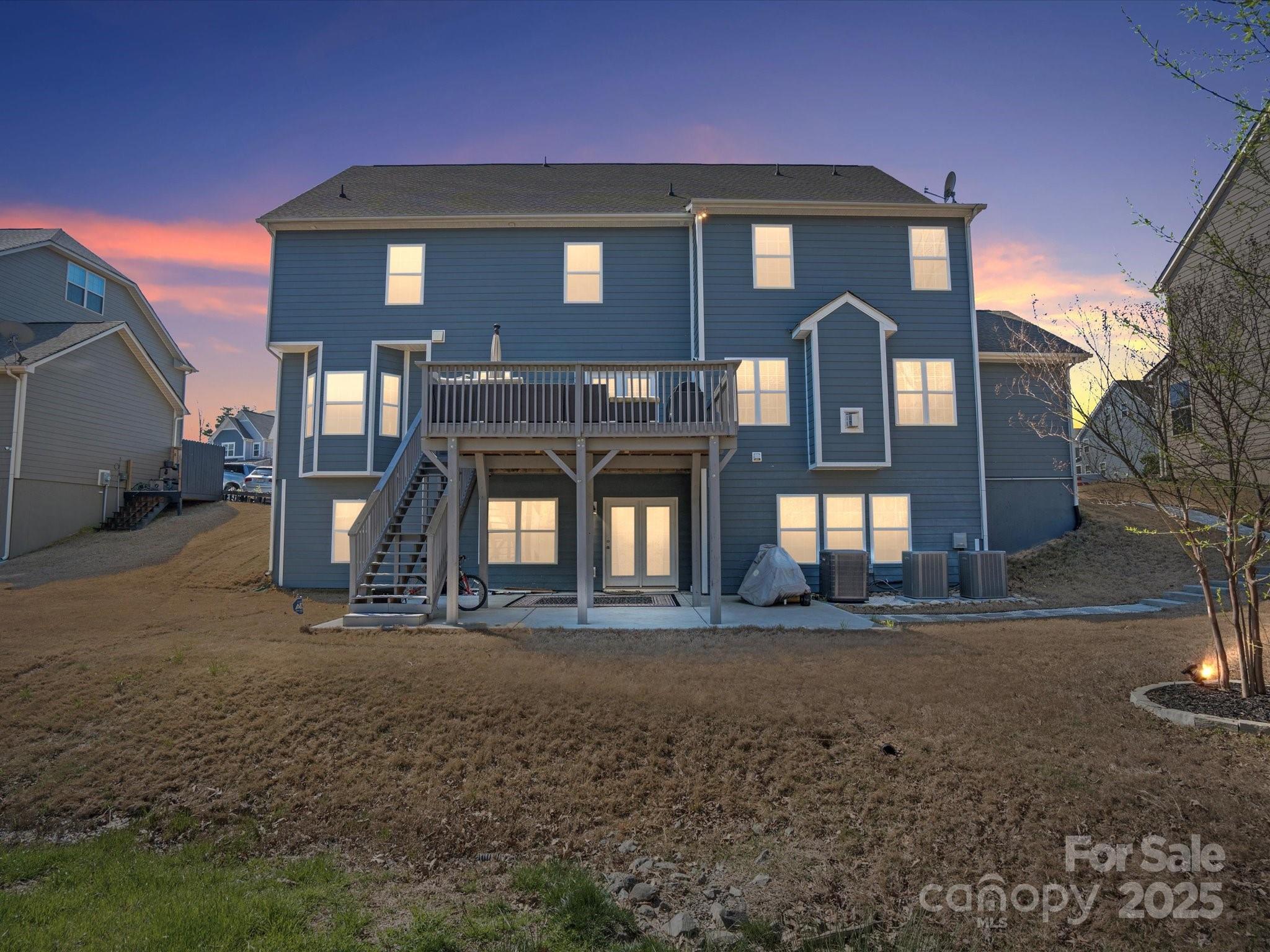 15827 Arabian Mews Lane