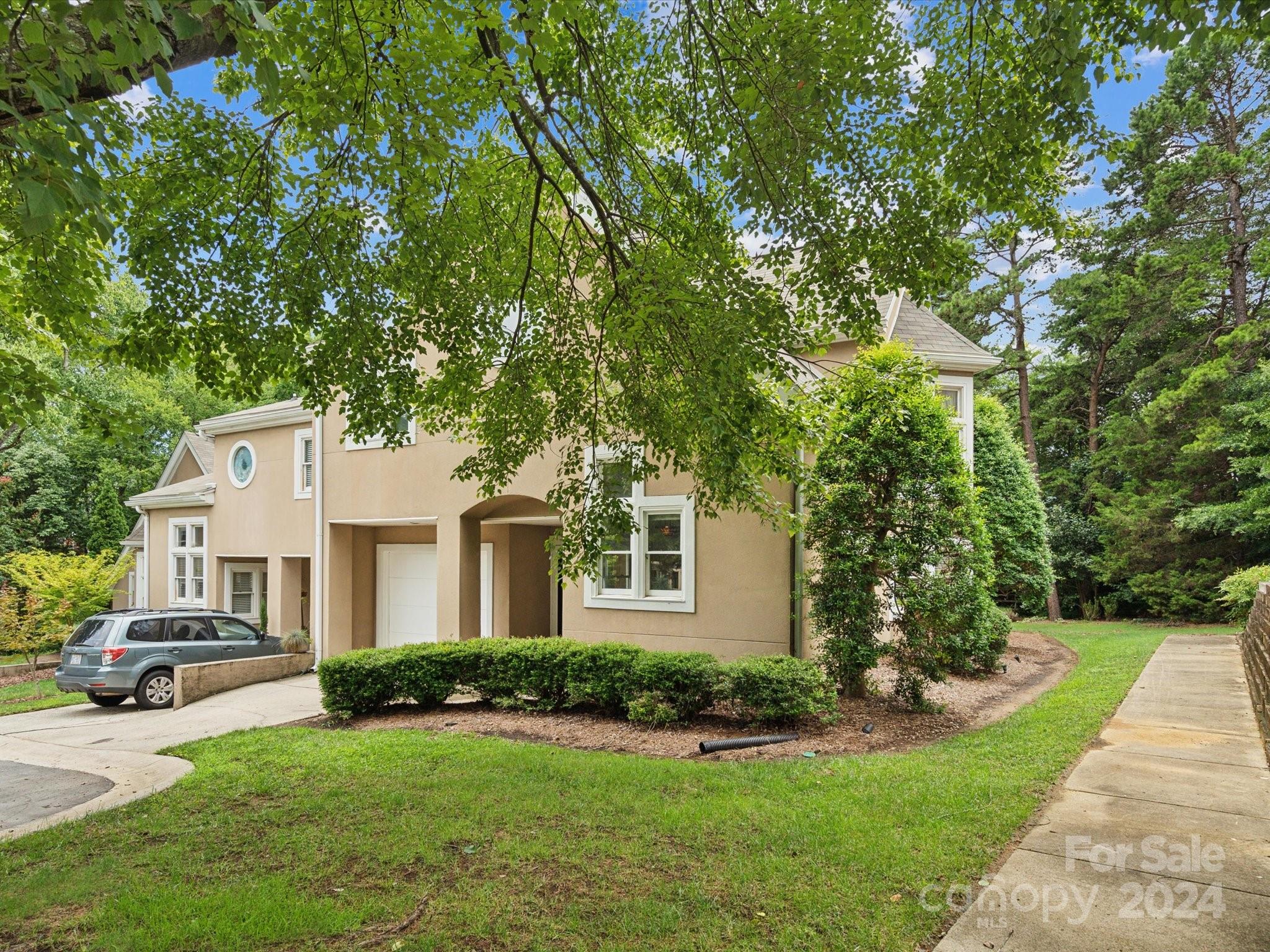 9222 Ravenwing Drive