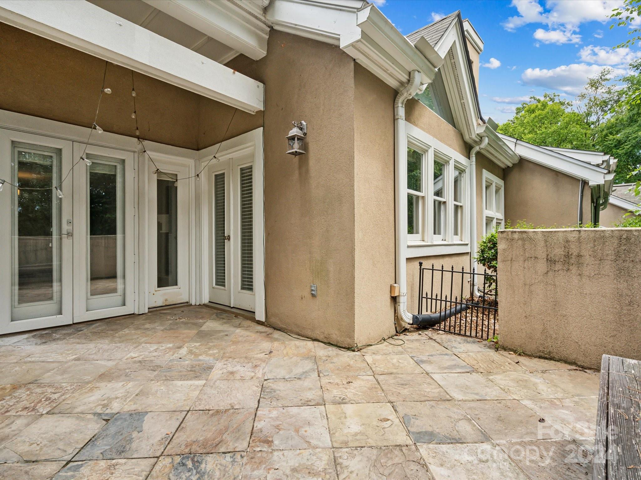 9222 Ravenwing Drive