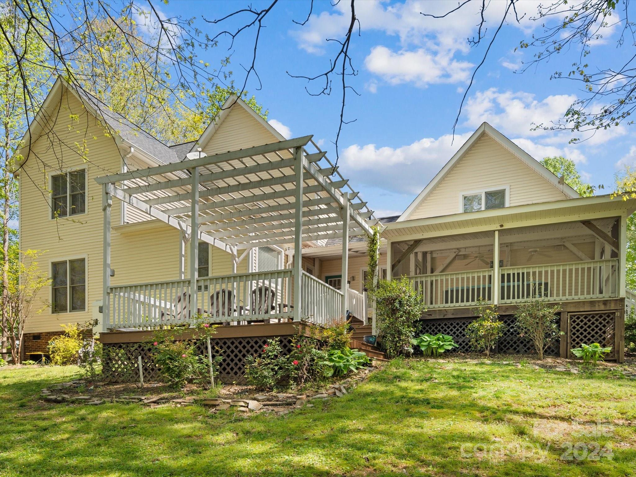 1313 Summer Spring Lane