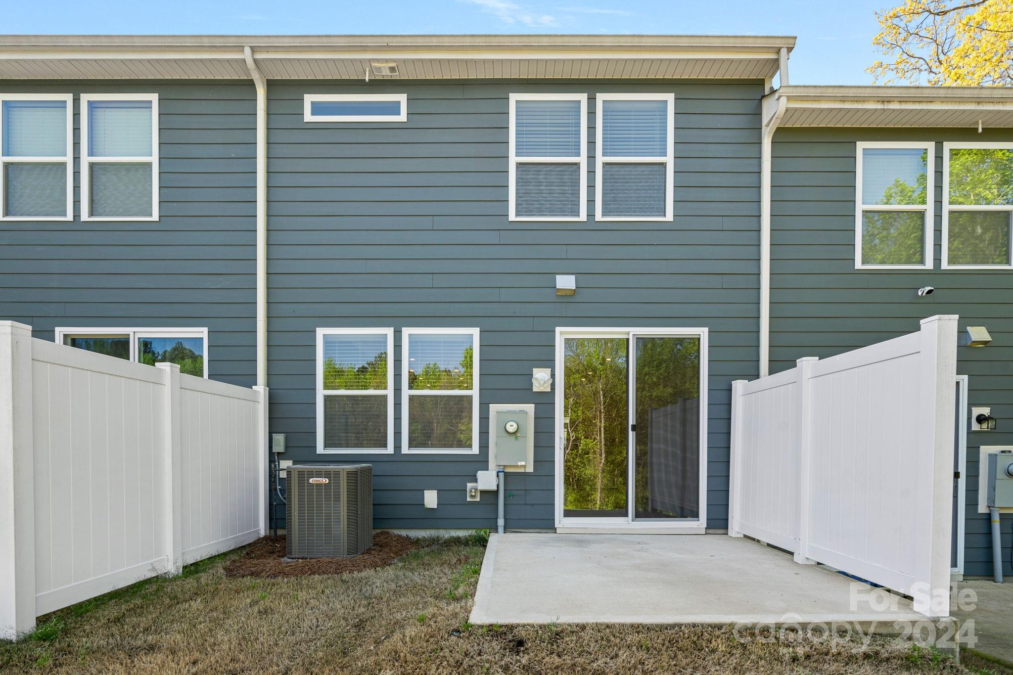 17025 Carolina Hickory Drive